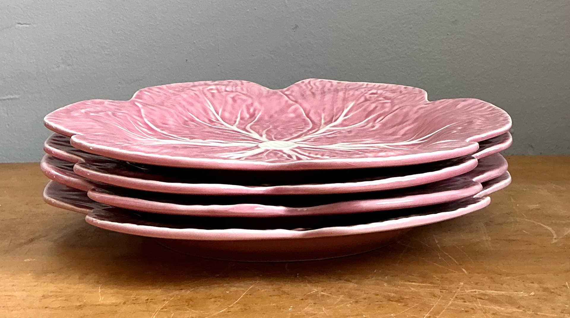 Vintage Bordallo Pinheiro Pink Cabbage Leaf Plates - Set of 4 - Side view