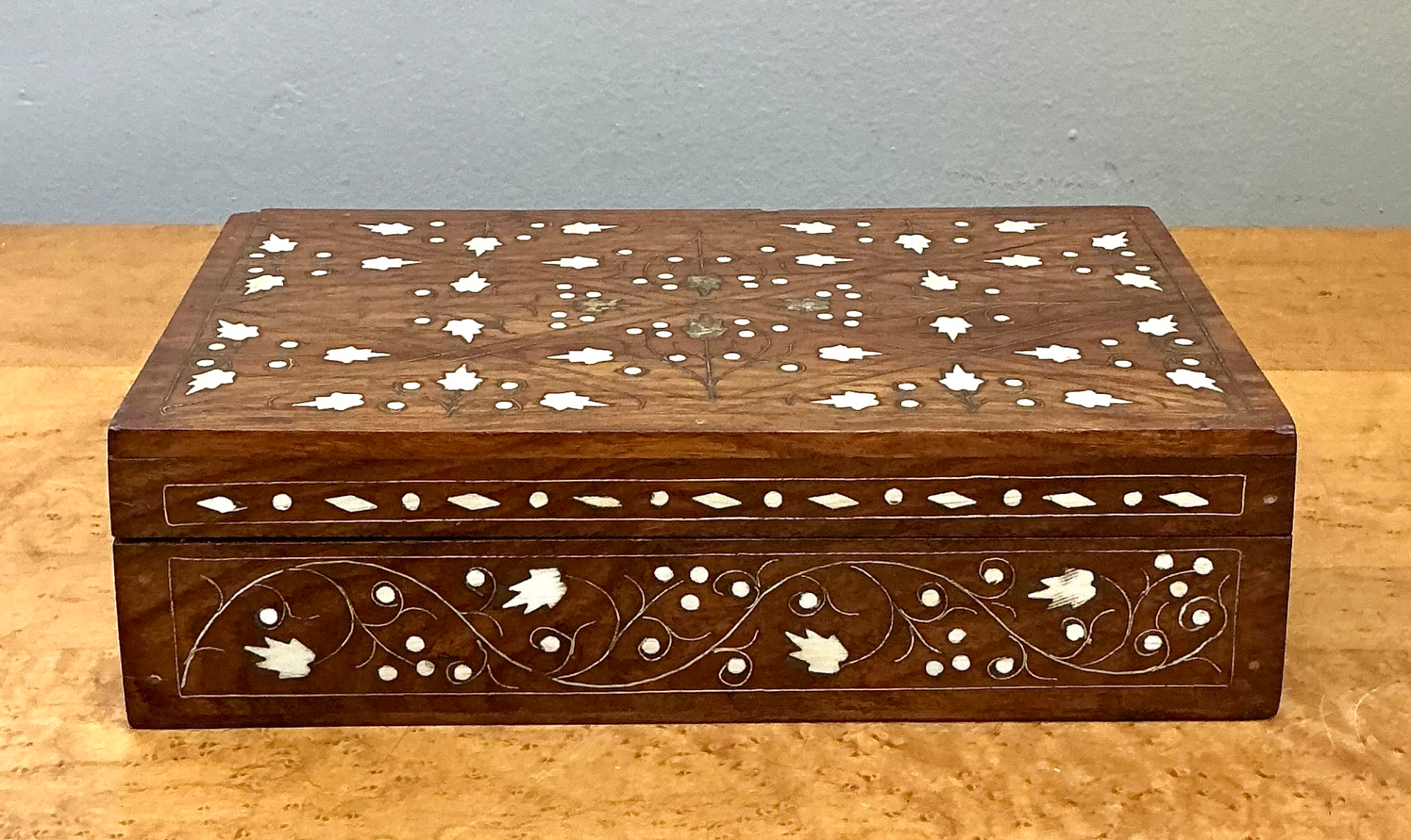 Vintage Inlaid Wood Trinket Box - Top view