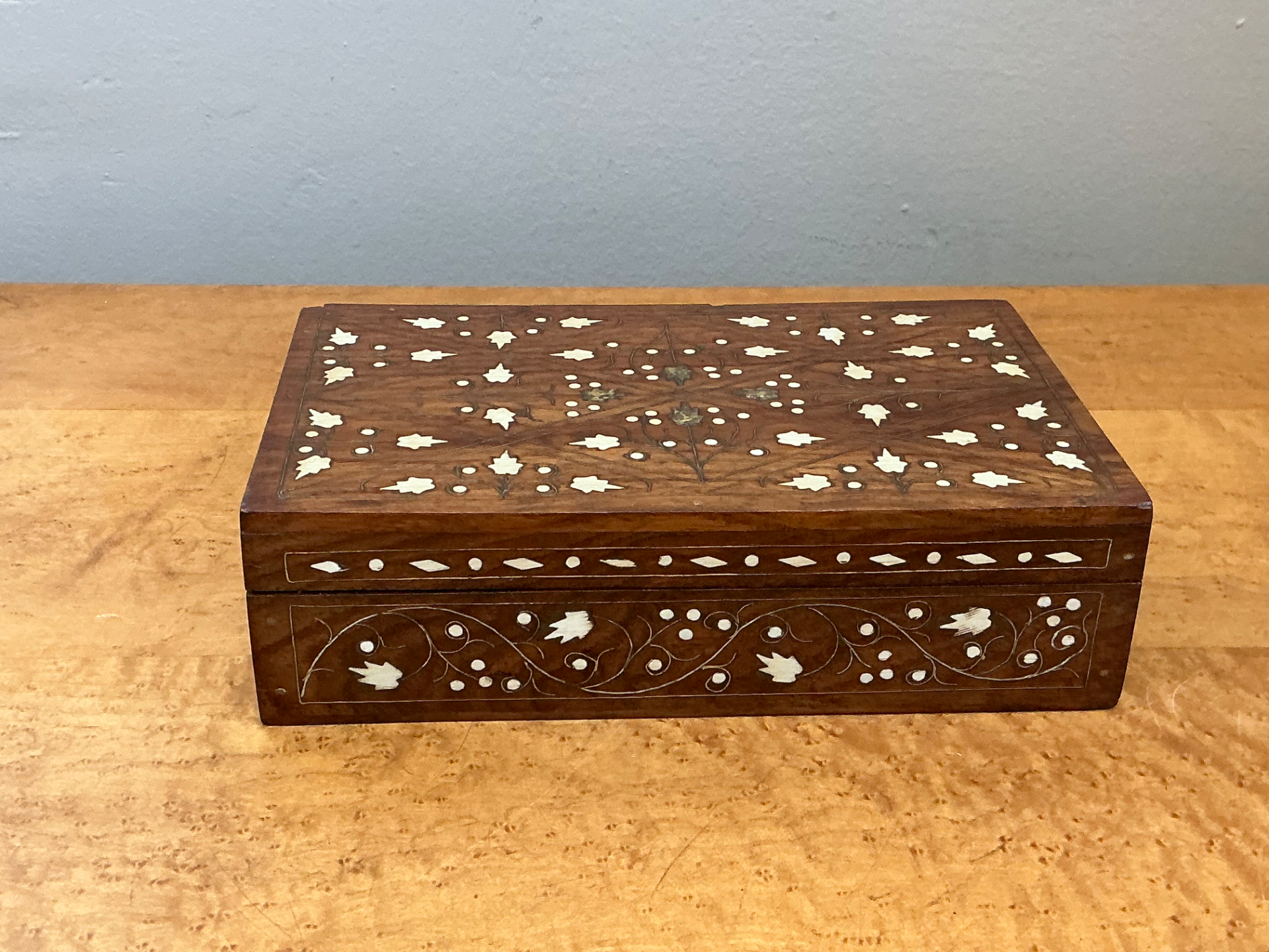 Vintage Inlaid Wood Trinket Box - Back view