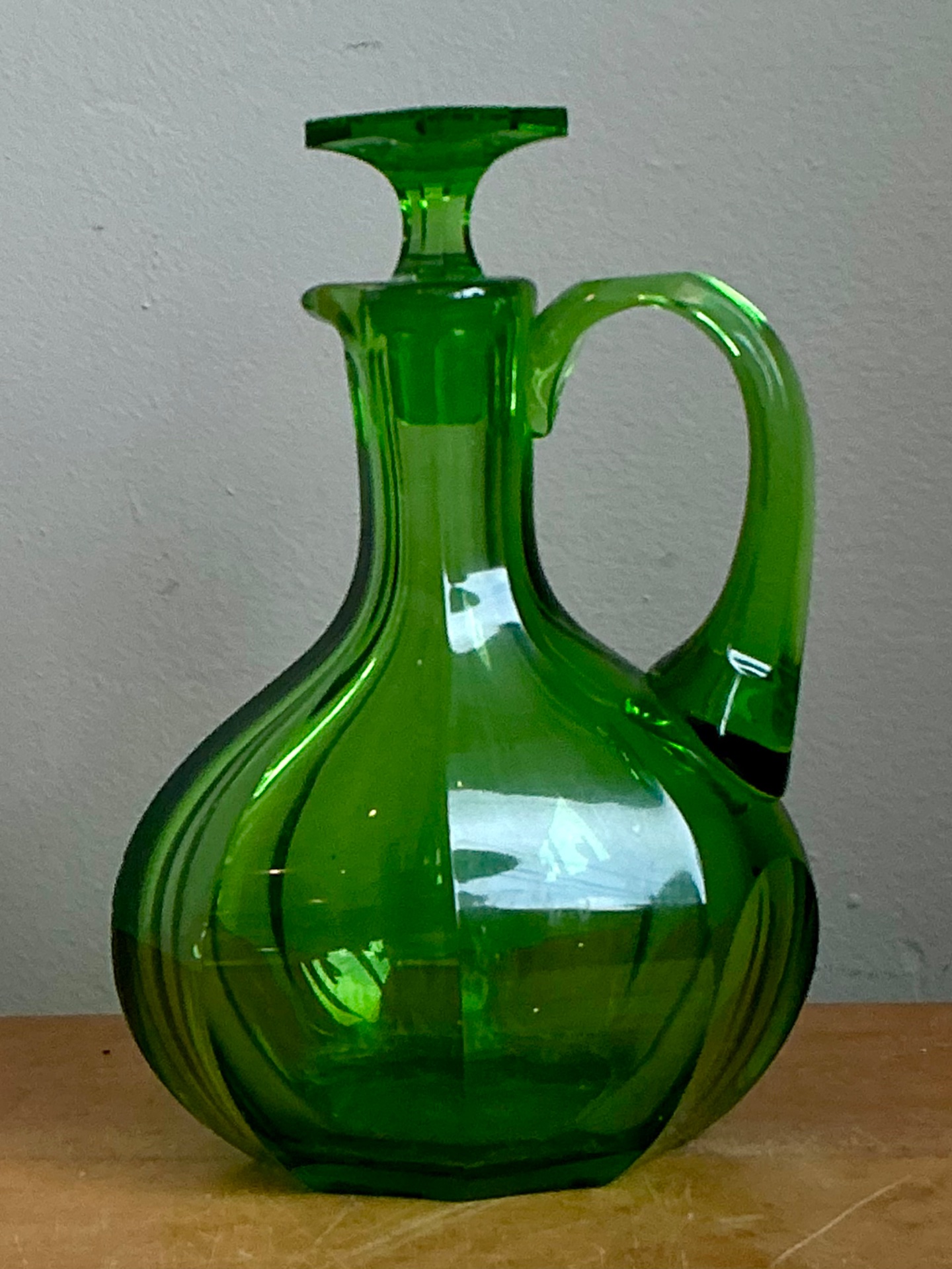 Vintage Green Glass Decanter - Detail view