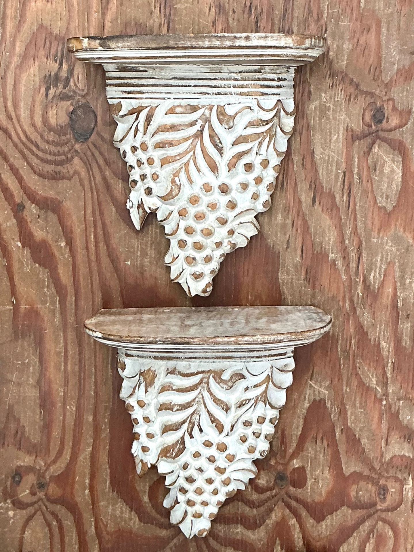 Vintage Carved Wood Grape Wall Brackets - Pair - Detail view