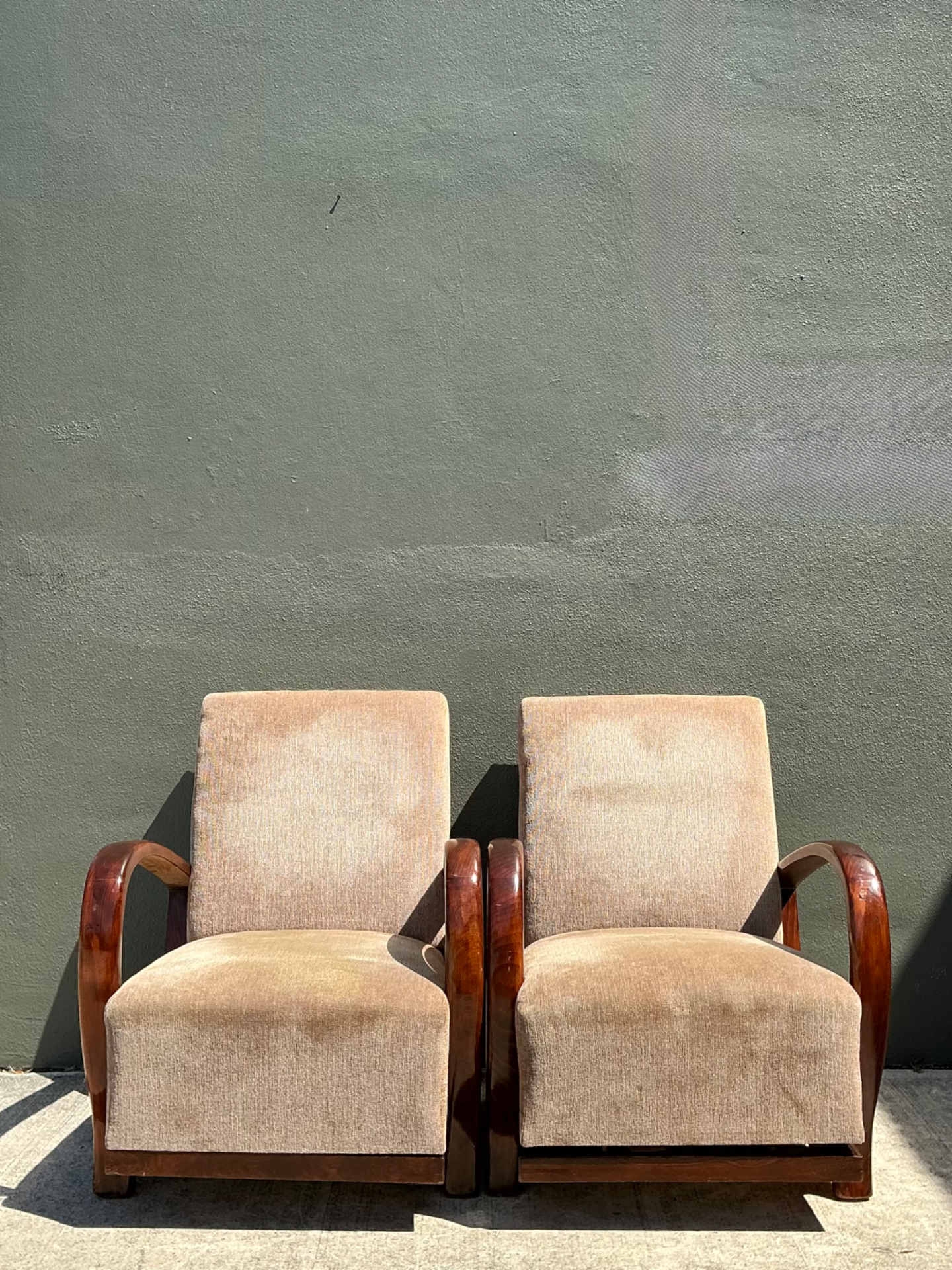 Vintage Art Deco Bentwood Lounge Chairs - Pair - Detail view