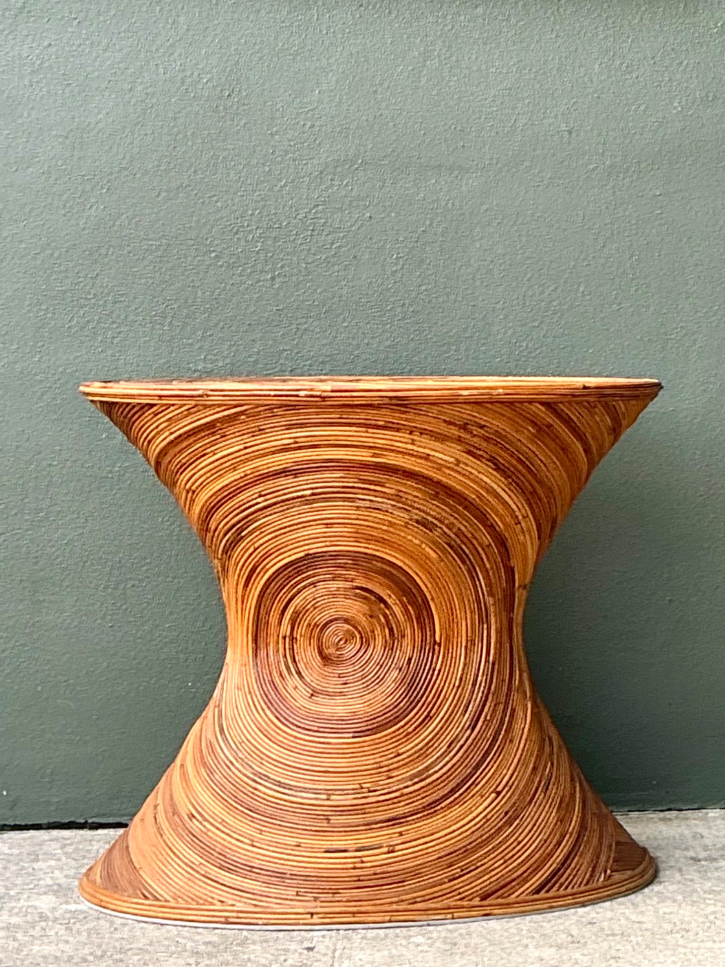 Vintage Pencil Reed Sunburst Dining Table Pedestal - Back view