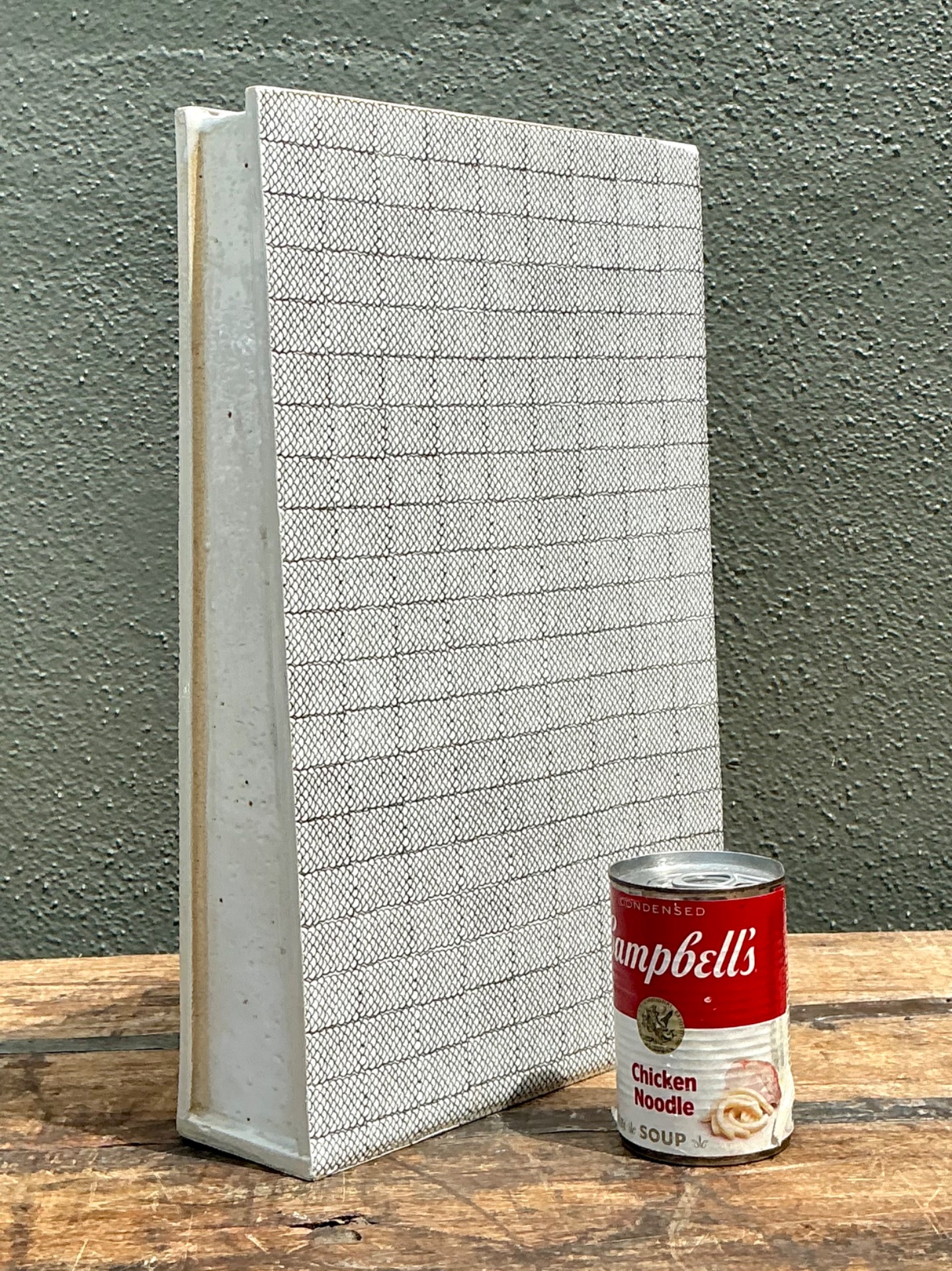 Vintage Grid Pattern Ceramic Vase - Detail view