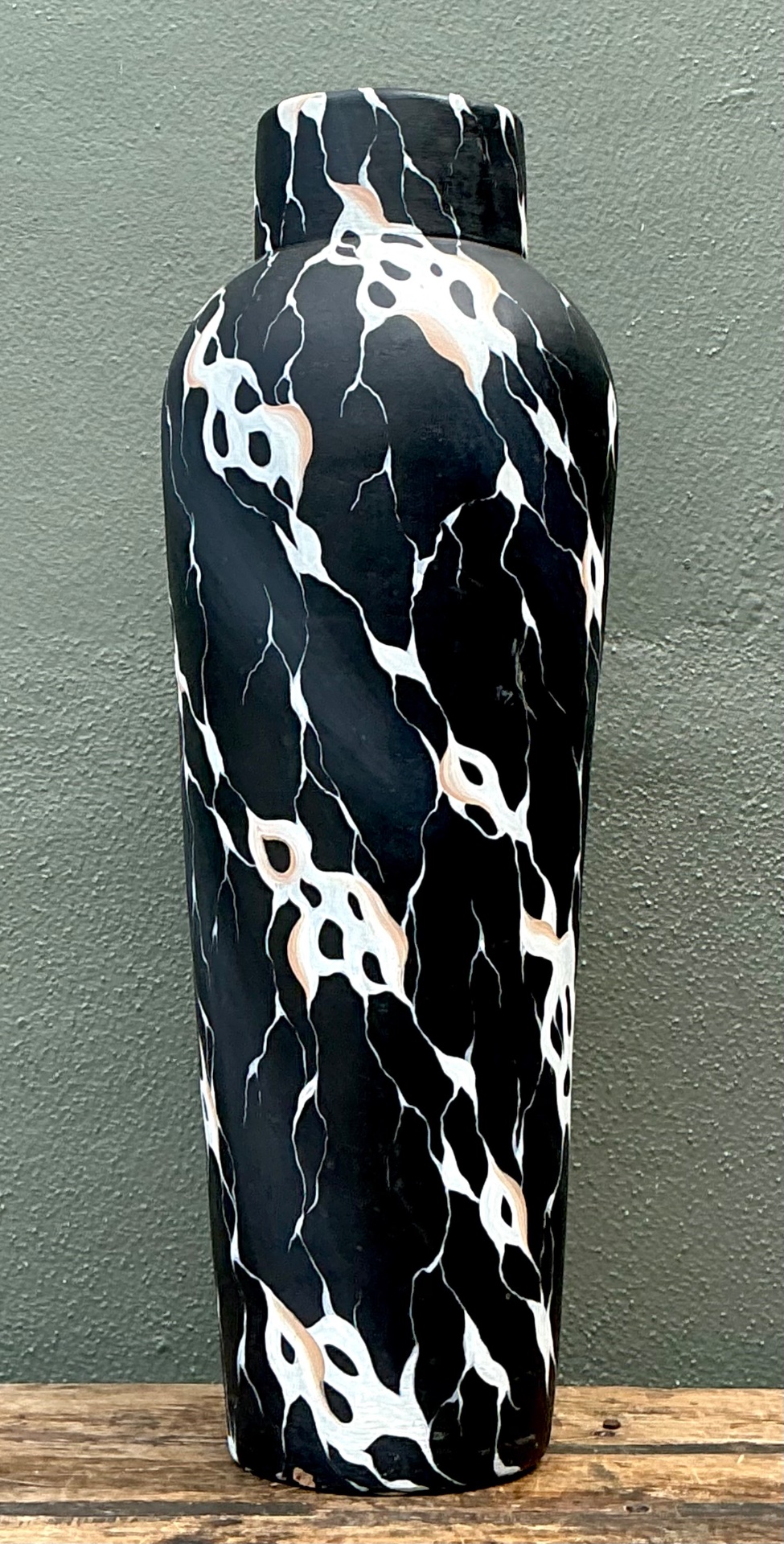 Vintage Marble Effect Ceramic Vase - Detail view