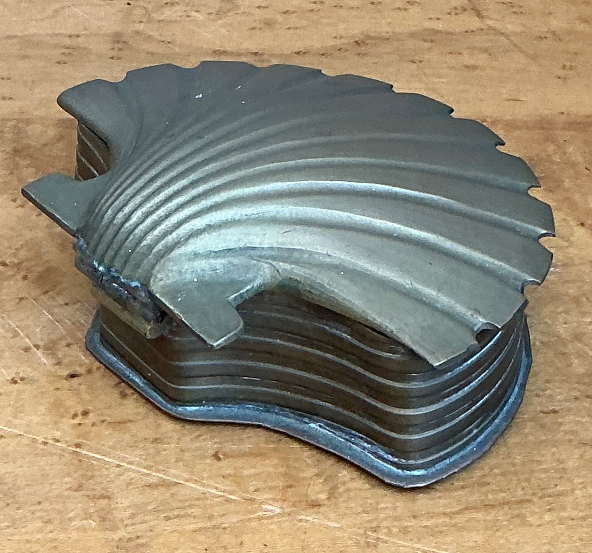 Vintage Metal Clamshell Trinket Box - Top view