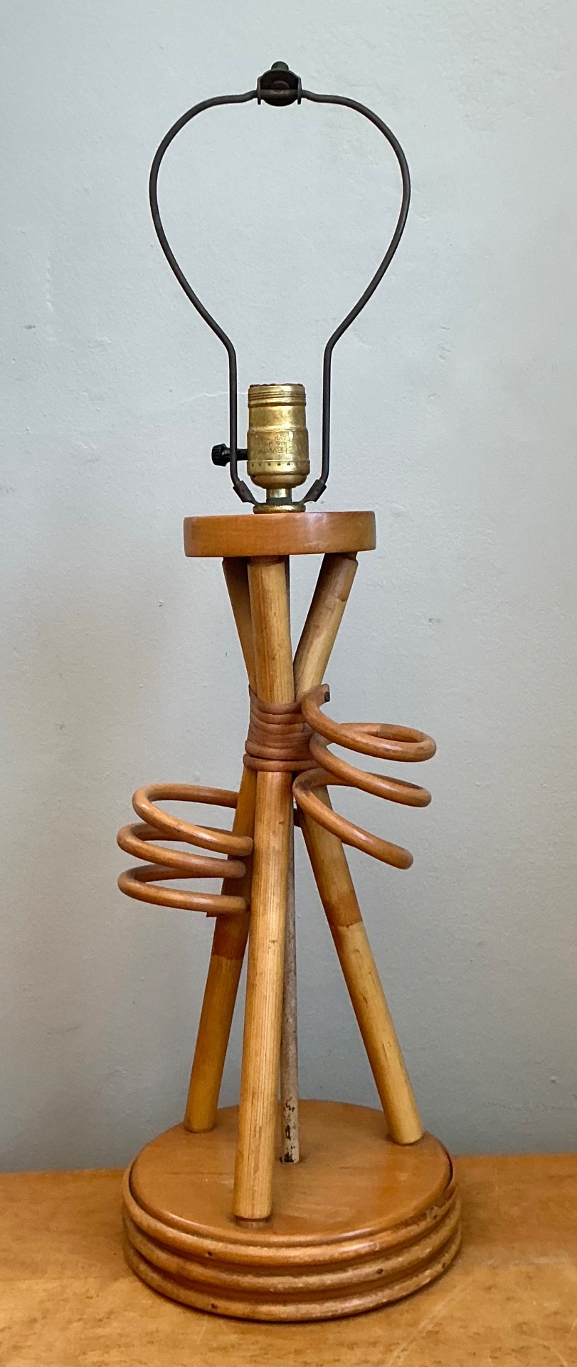 Vintage Rattan Loop Wood Lamp - Top view