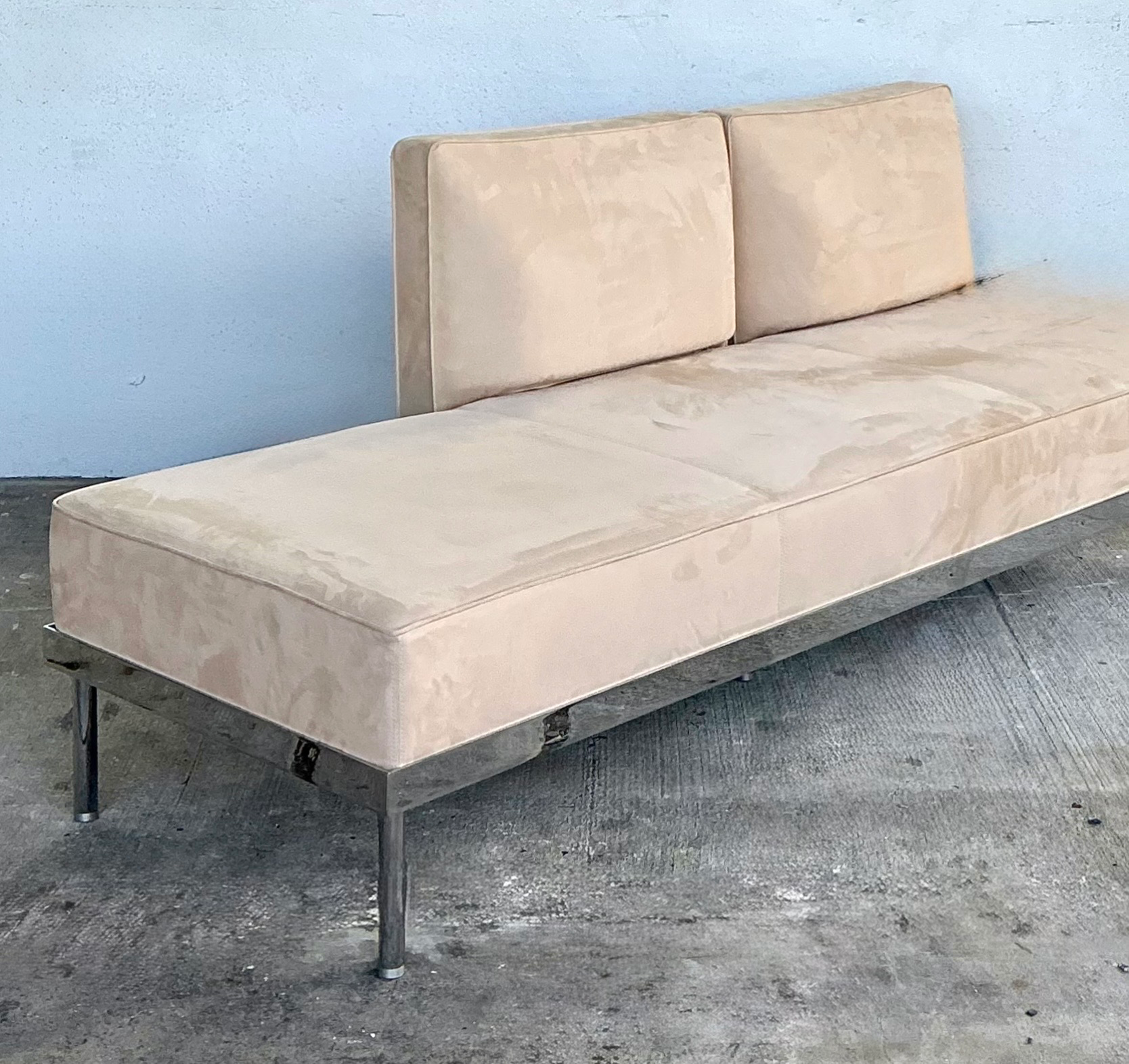 Vintage Chrome and Fabric Daybed - Detail view