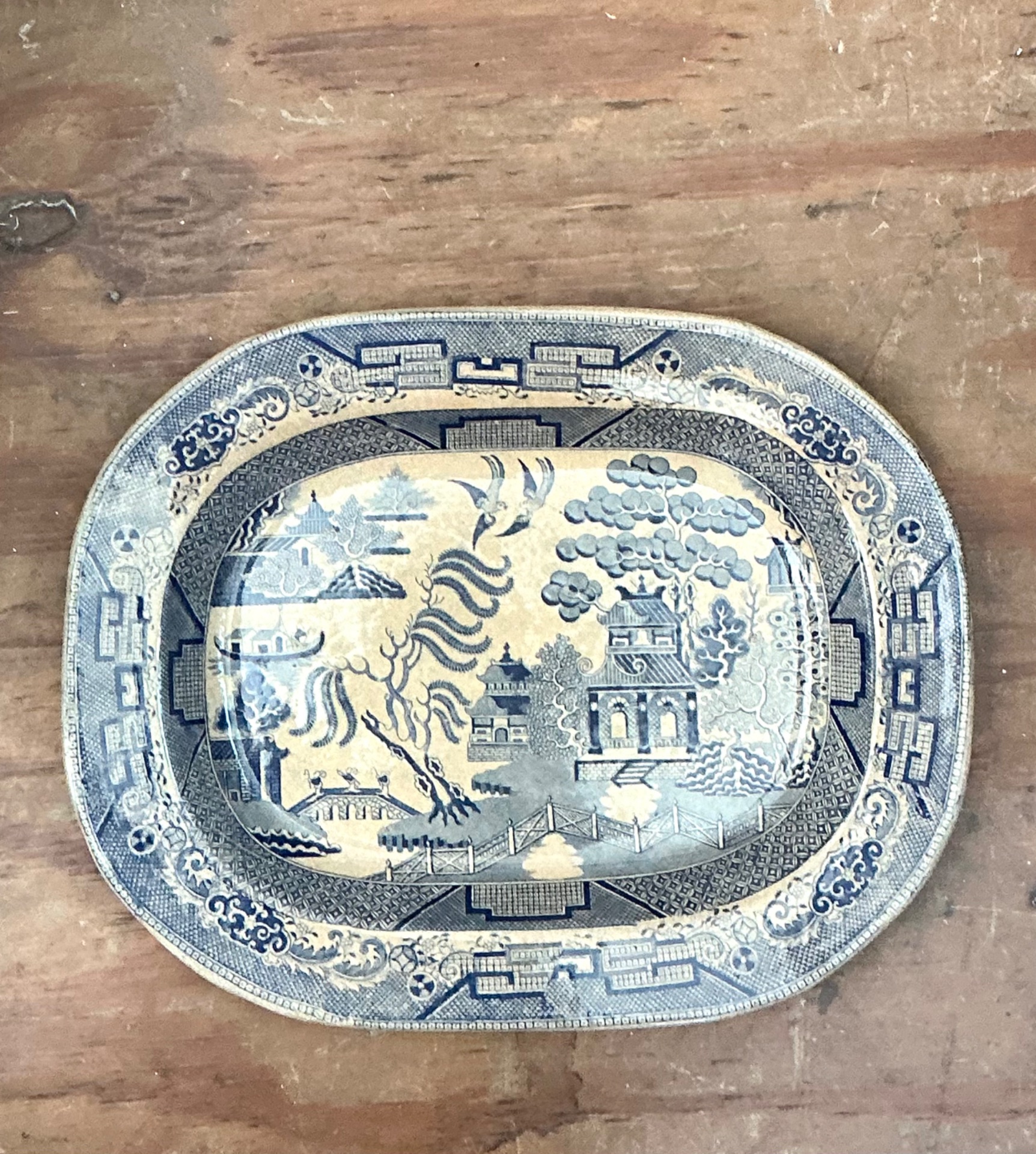 Blue Willow Decorative Ceramic Tray - Detail view