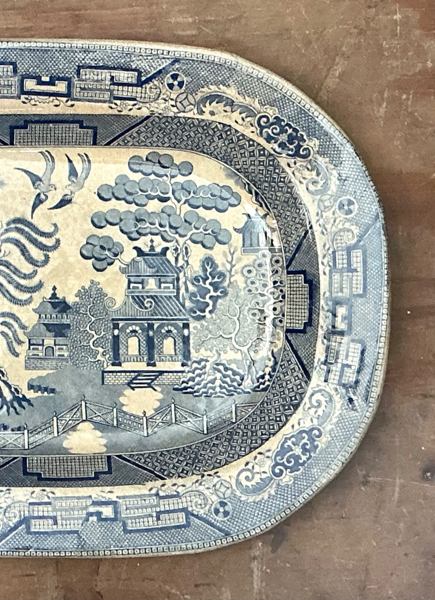 Blue Willow Decorative Ceramic Tray - Side view