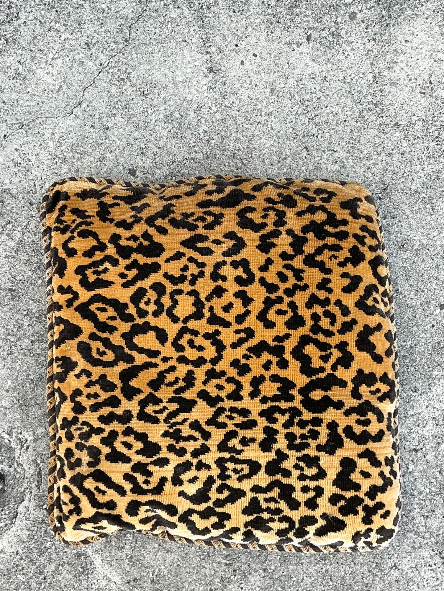 Vintage Scalamandre Leopard Throw Pillow - Detail view
