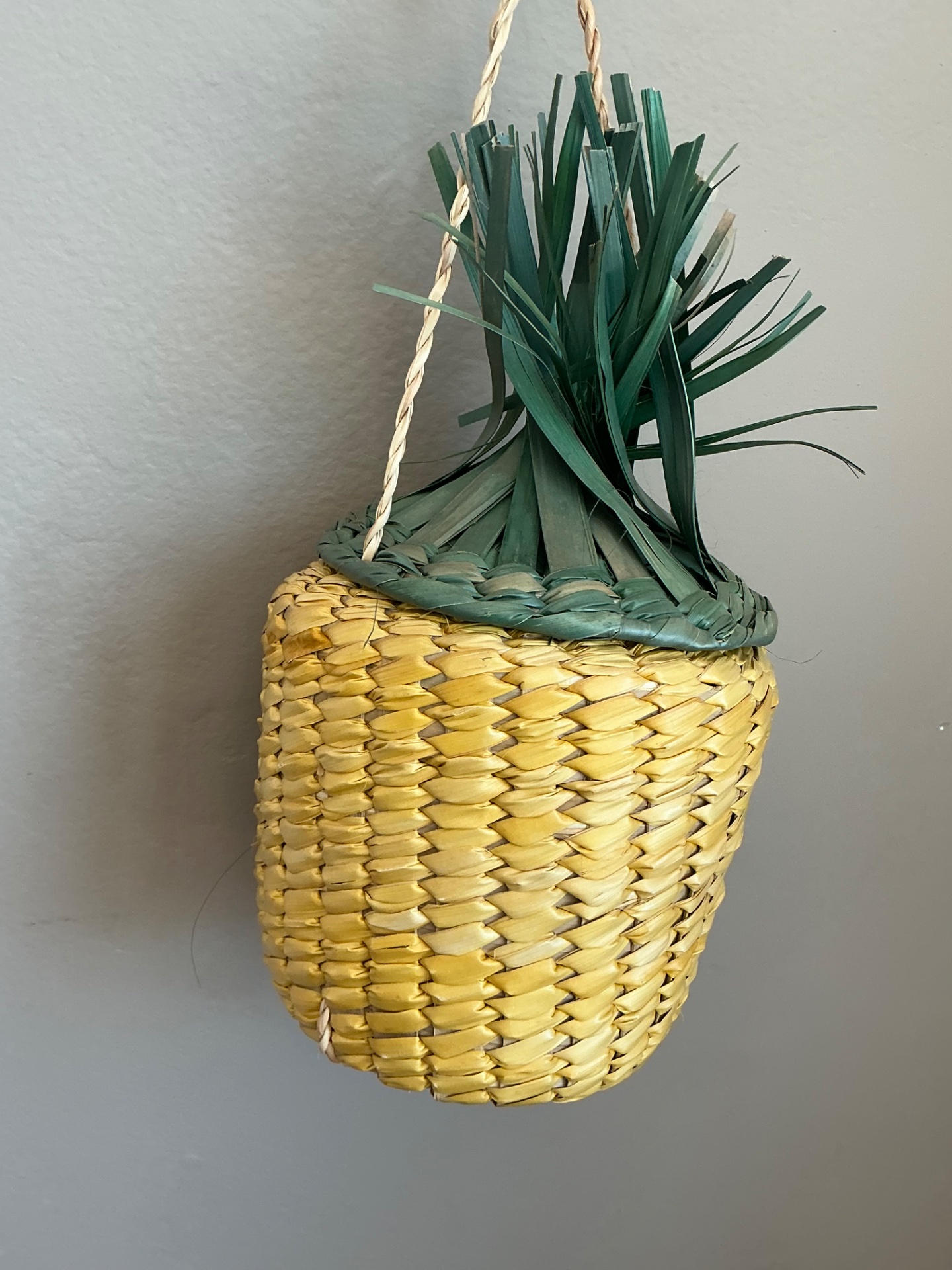 Vintage Woven Rattan Pineapple Bag - Side view