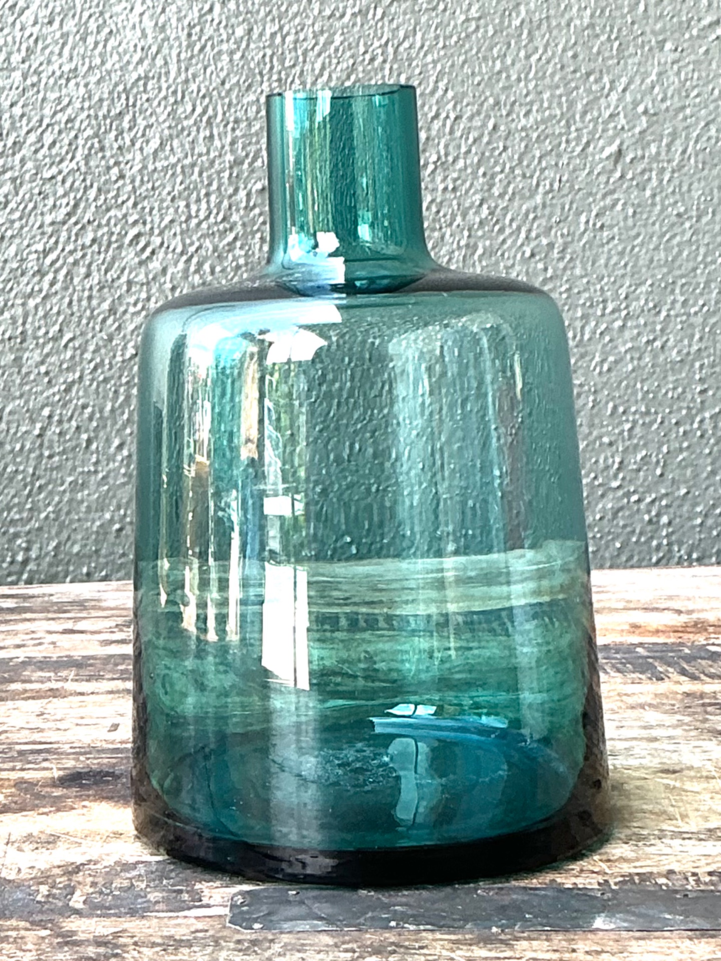 Vintage Small Teal Glass Vase - Detail view