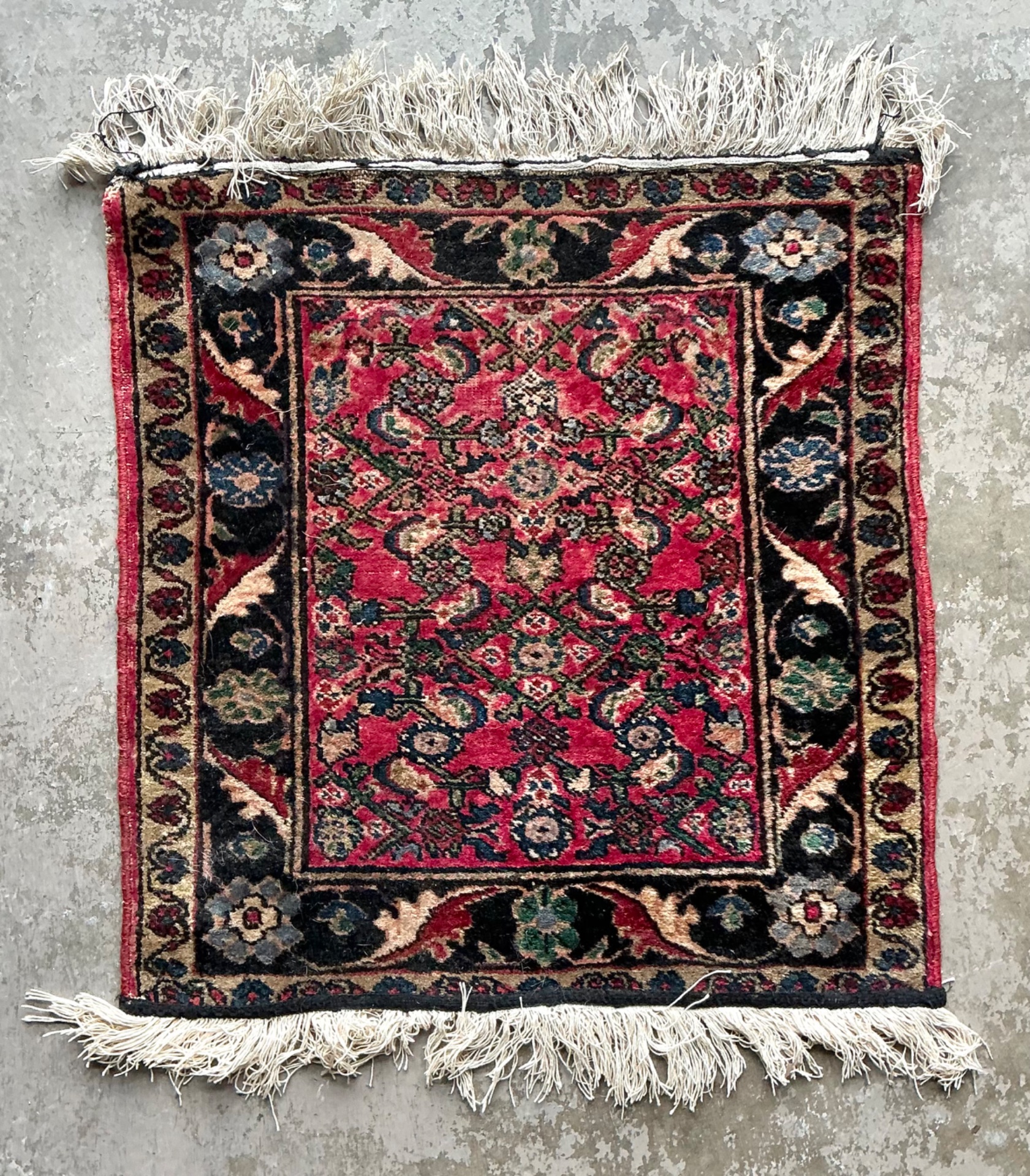 Vintage Persian Hand-Knotted Wool Rug - Detail view