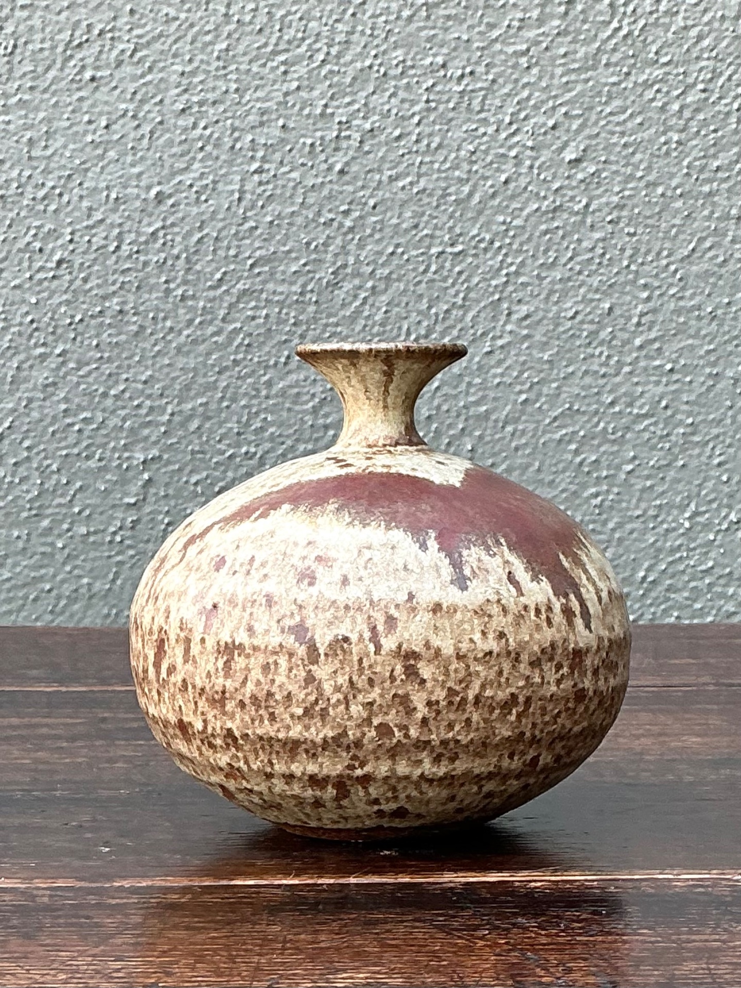 Handcrafted Earth-Tone Ceramic Vase - Detail view