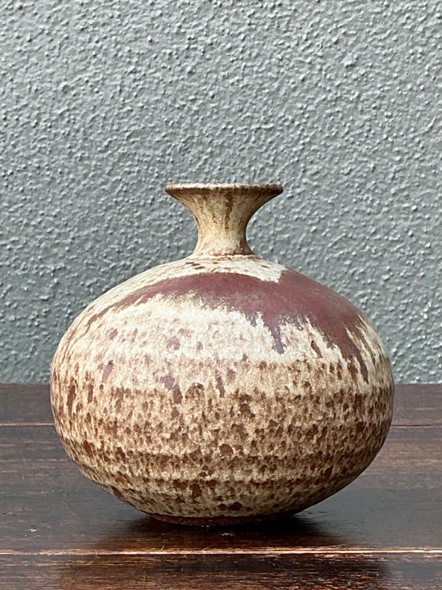 Handcrafted Earth-Tone Ceramic Vase - Detail view