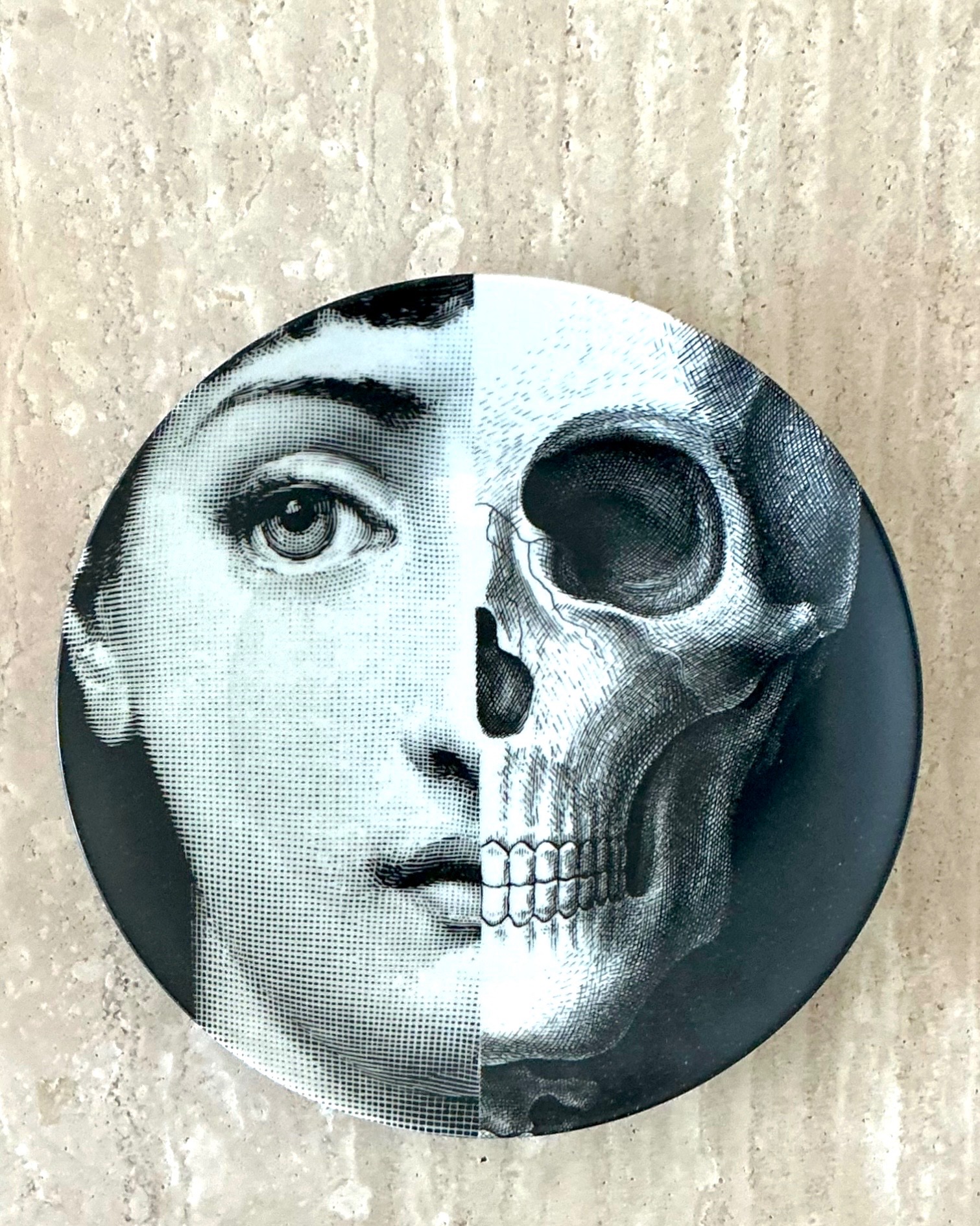Vintage Fornasetti Tema e Variazioni Plate - Detail view