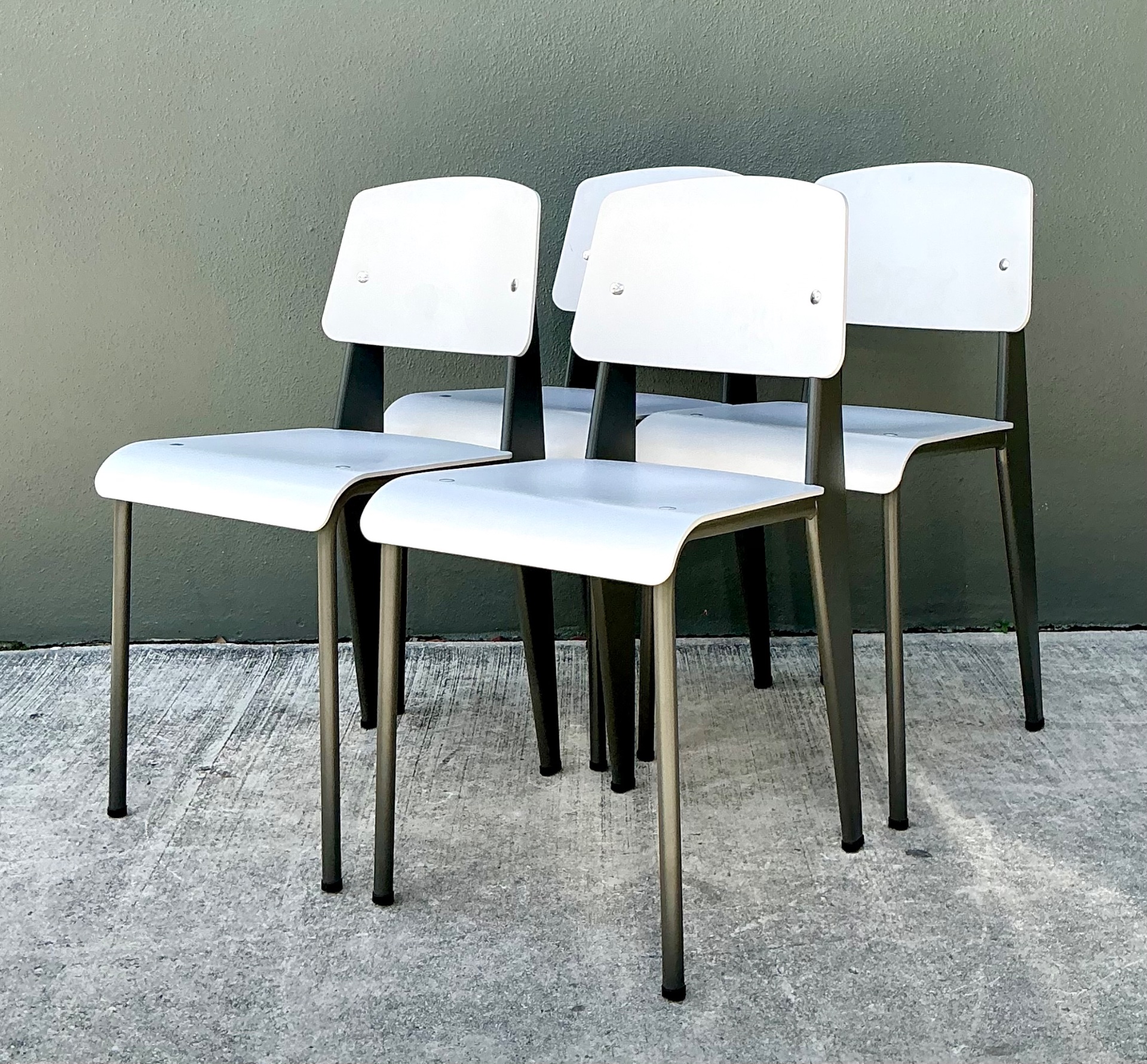 Jean Prouve for Vitra Standard Chairs - Set Of 4 - Detail view