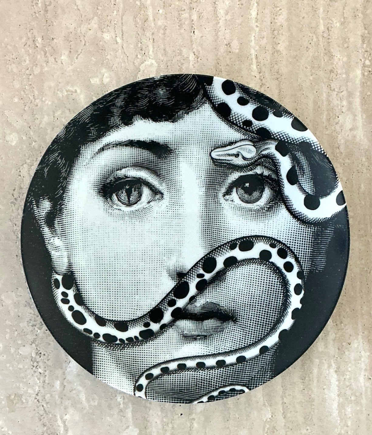 Vintage Fornasetti Tema e Variazioni Plate - Side view