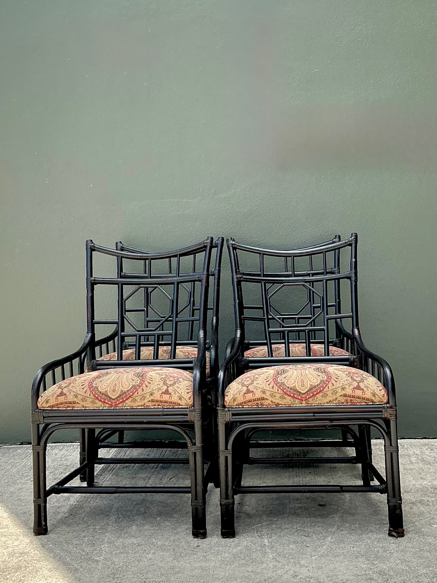 Vintage Palecek Medallion Back Rattan Chairs - Set Of 4 - Back view