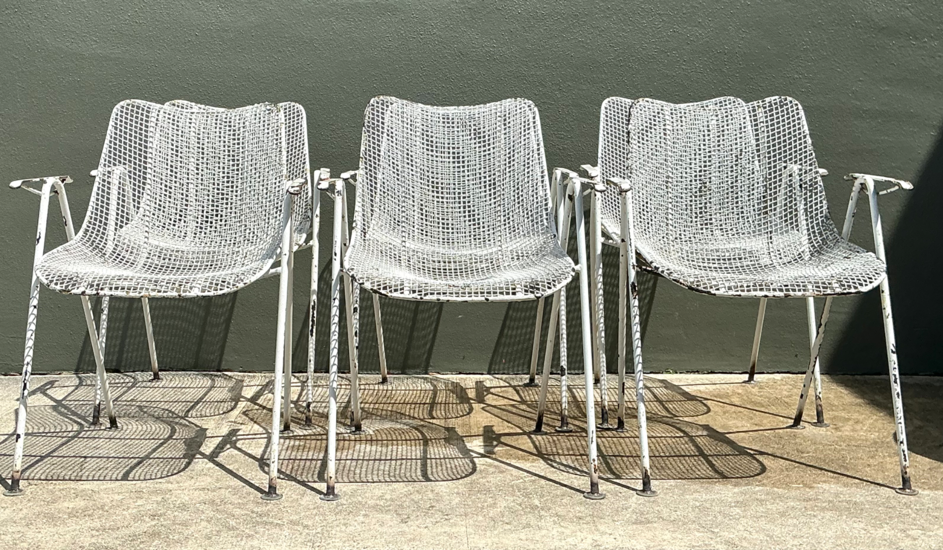 Vintage MCM Russell Woodard Wire Mesh Patio Chairs - Set of 6 - Top view