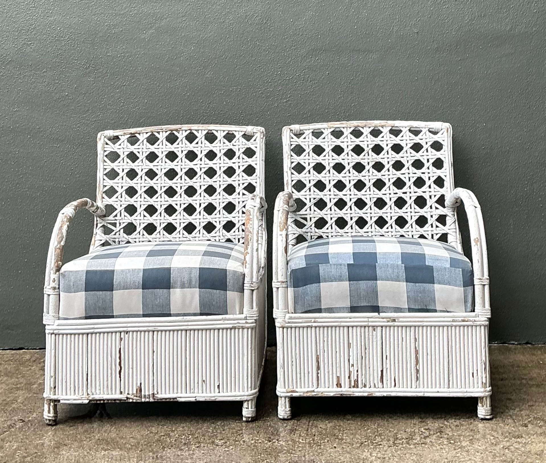 Vintage White Rattan Lounge Chairs - A Pair - Top view