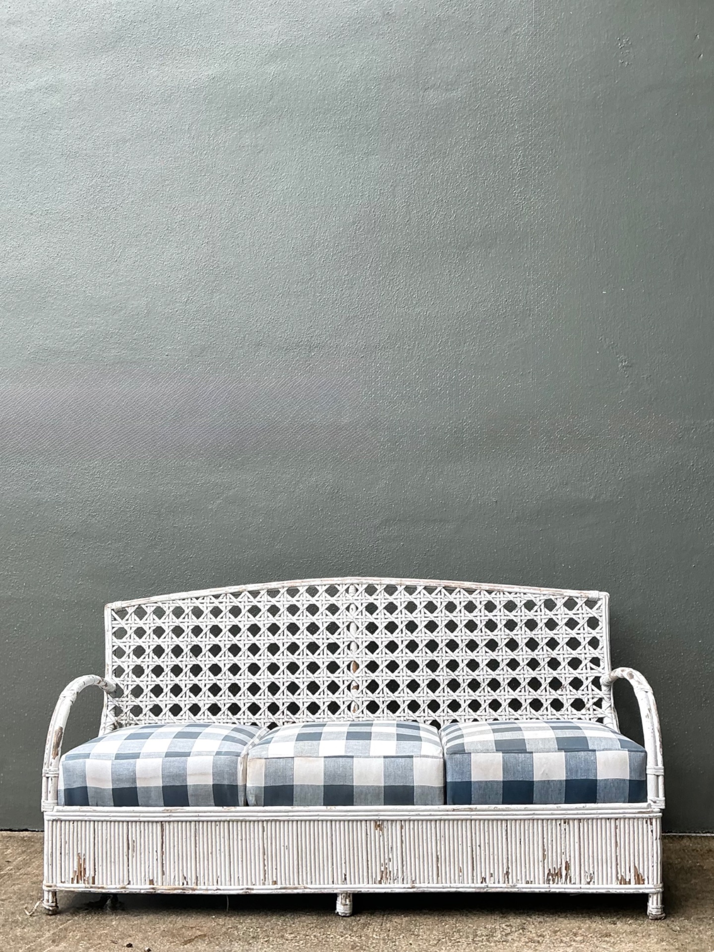 Vintage Distressed White Rattan and Checkered Sofa - Detail view