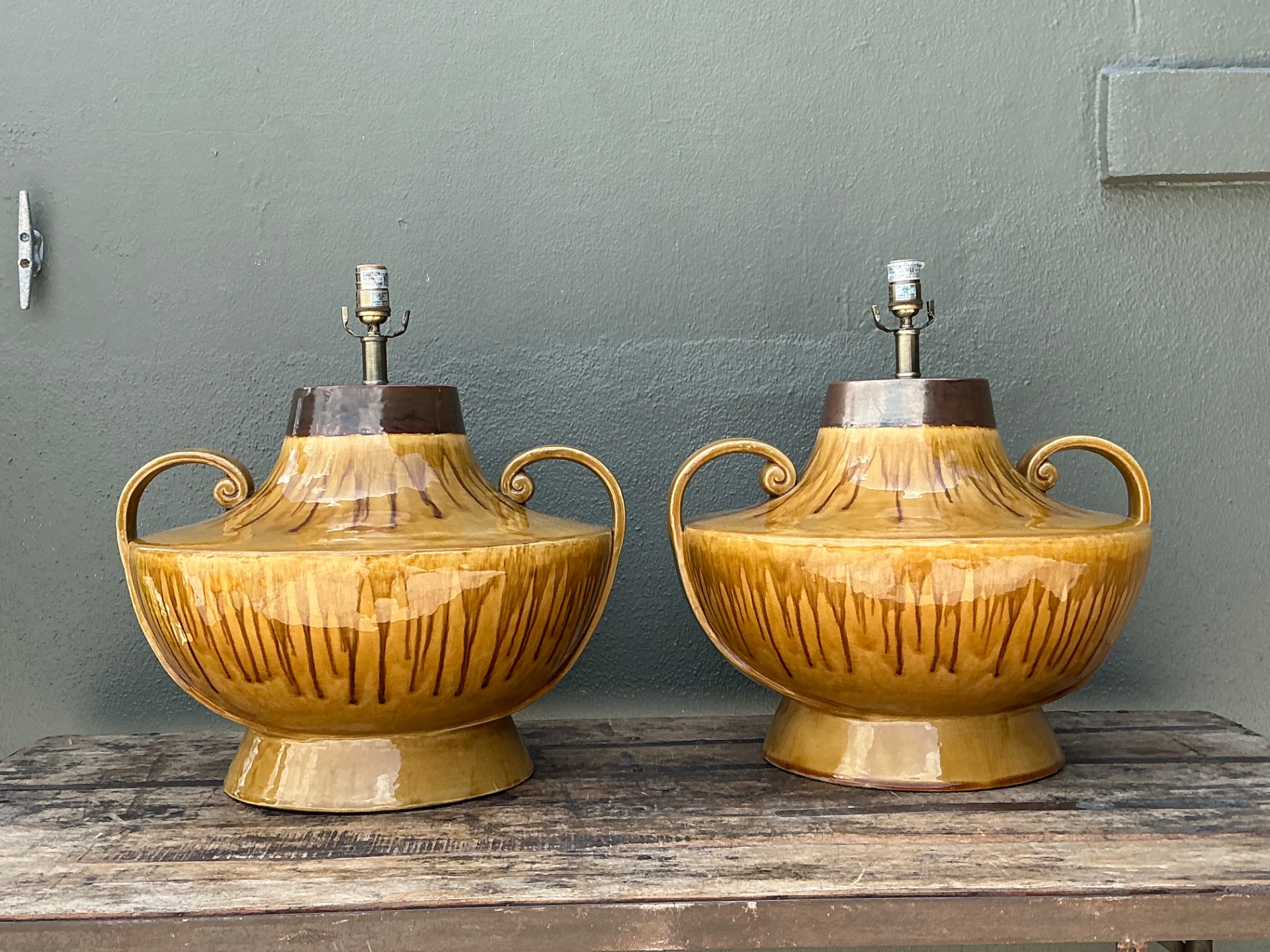 Mid-Century Ceramic Table Lamps - Set of 2 - Back view