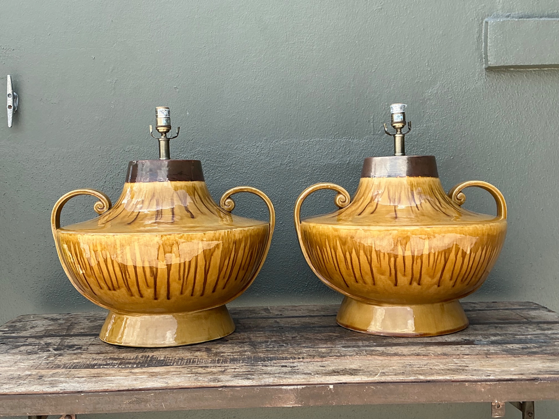 Mid-Century Ceramic Table Lamps - Set of 2 - Back view