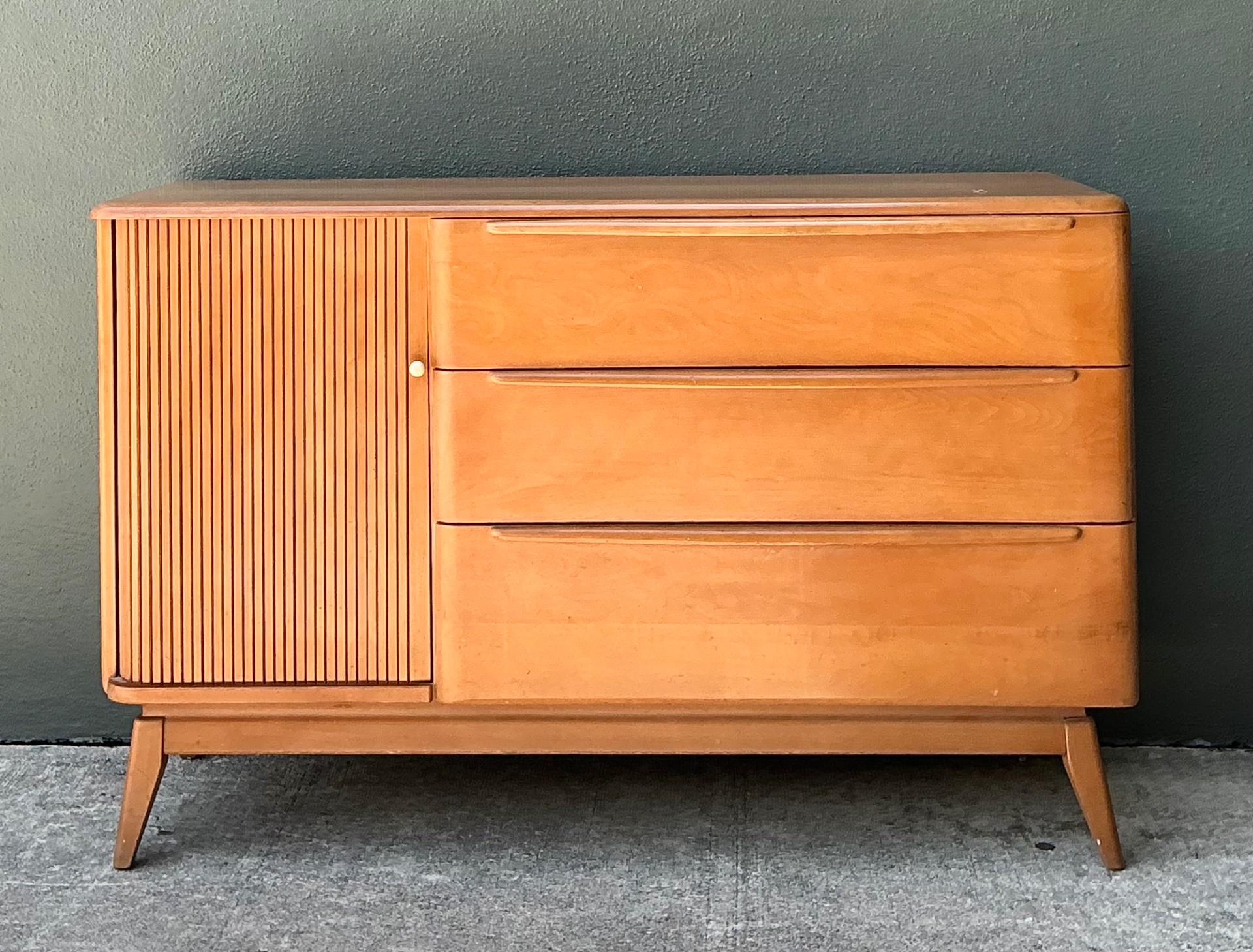 Mid-Century Heywood Wakefield Wood Credenza - Top view