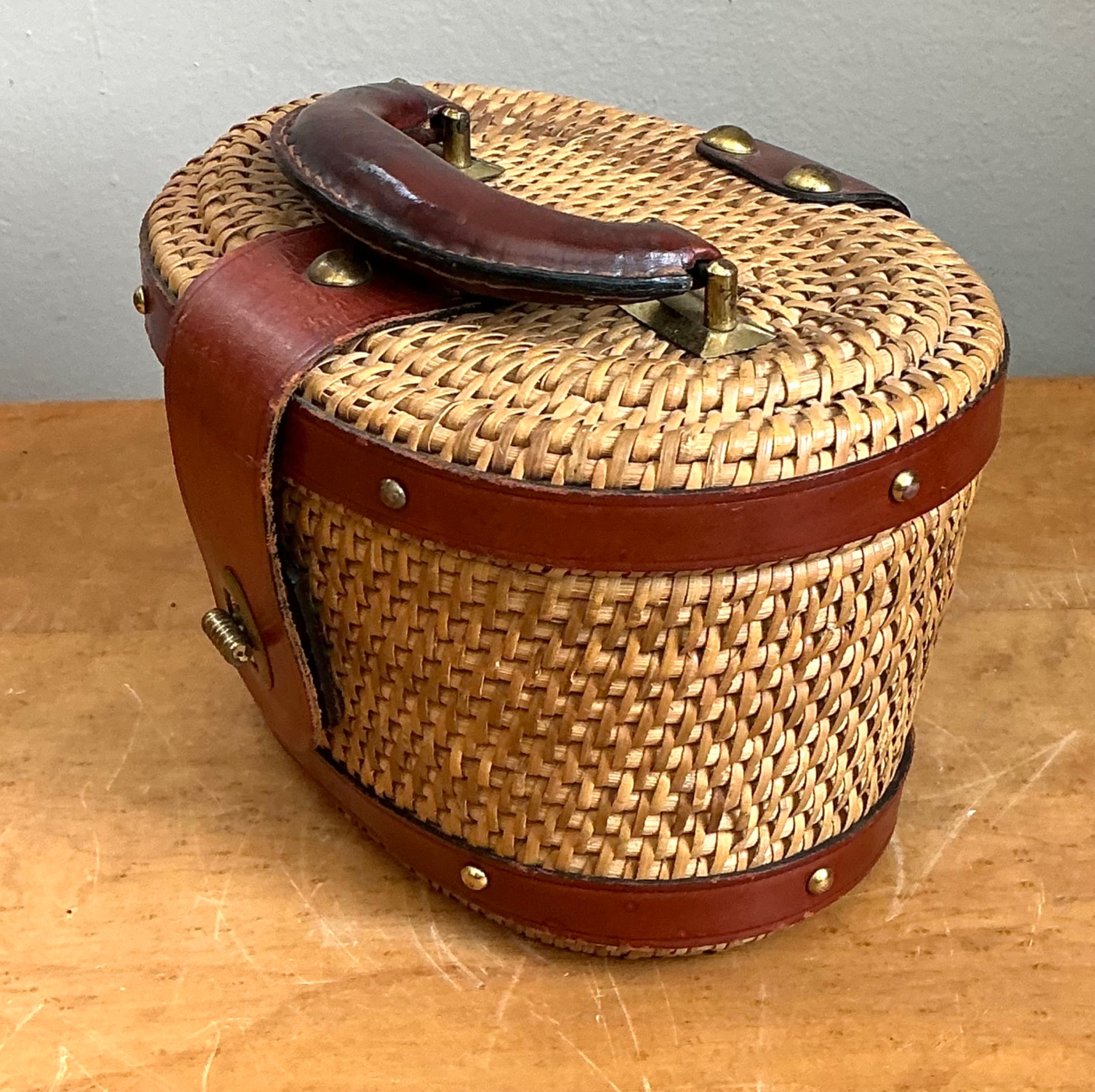 Vintage Rattan and Leather Handbag - Detail view