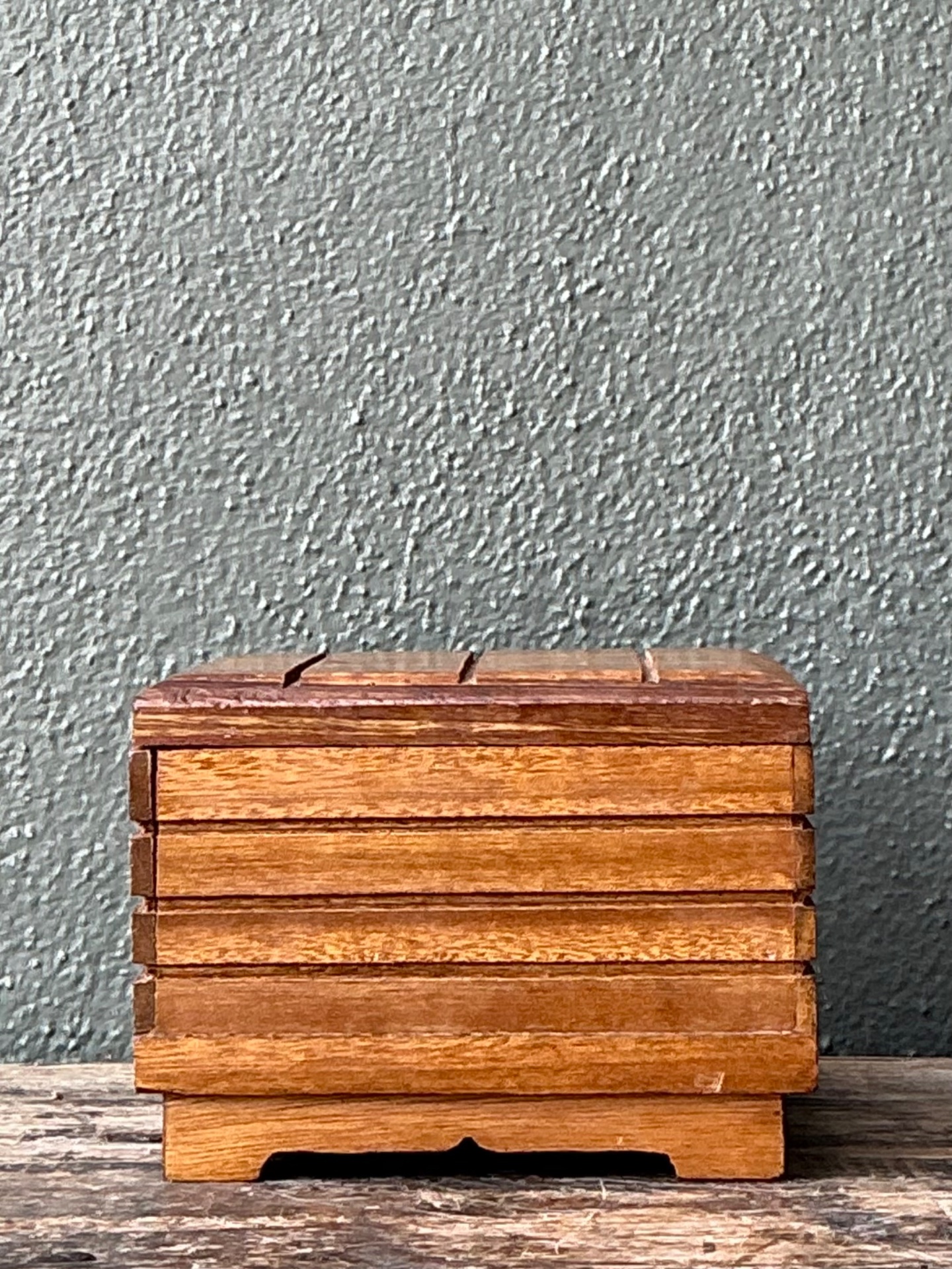 Vintage Rustic Wood Storage Box - Back view