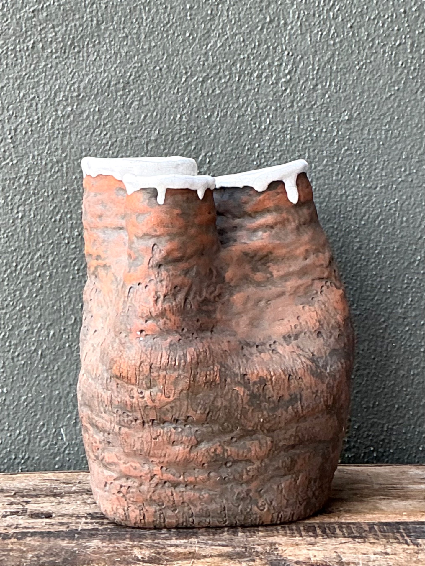 Vintage 1972 Organic Form Pottery Vase - Detail view