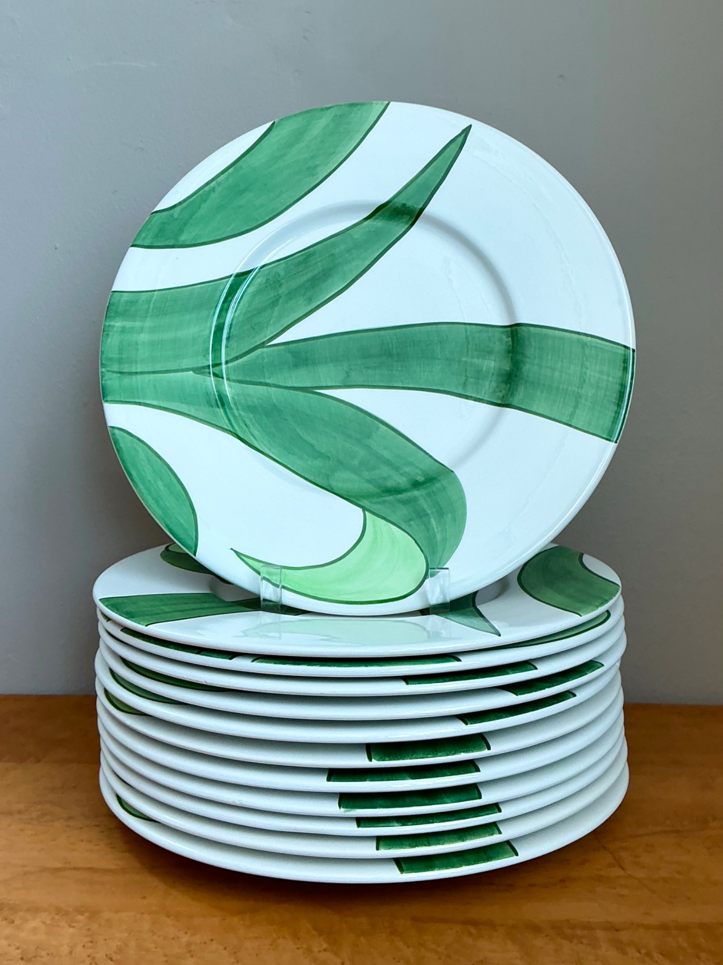 Vintage Italian Vietri Glazed Ceramic Palm Plates - Set Of 12  - Back view