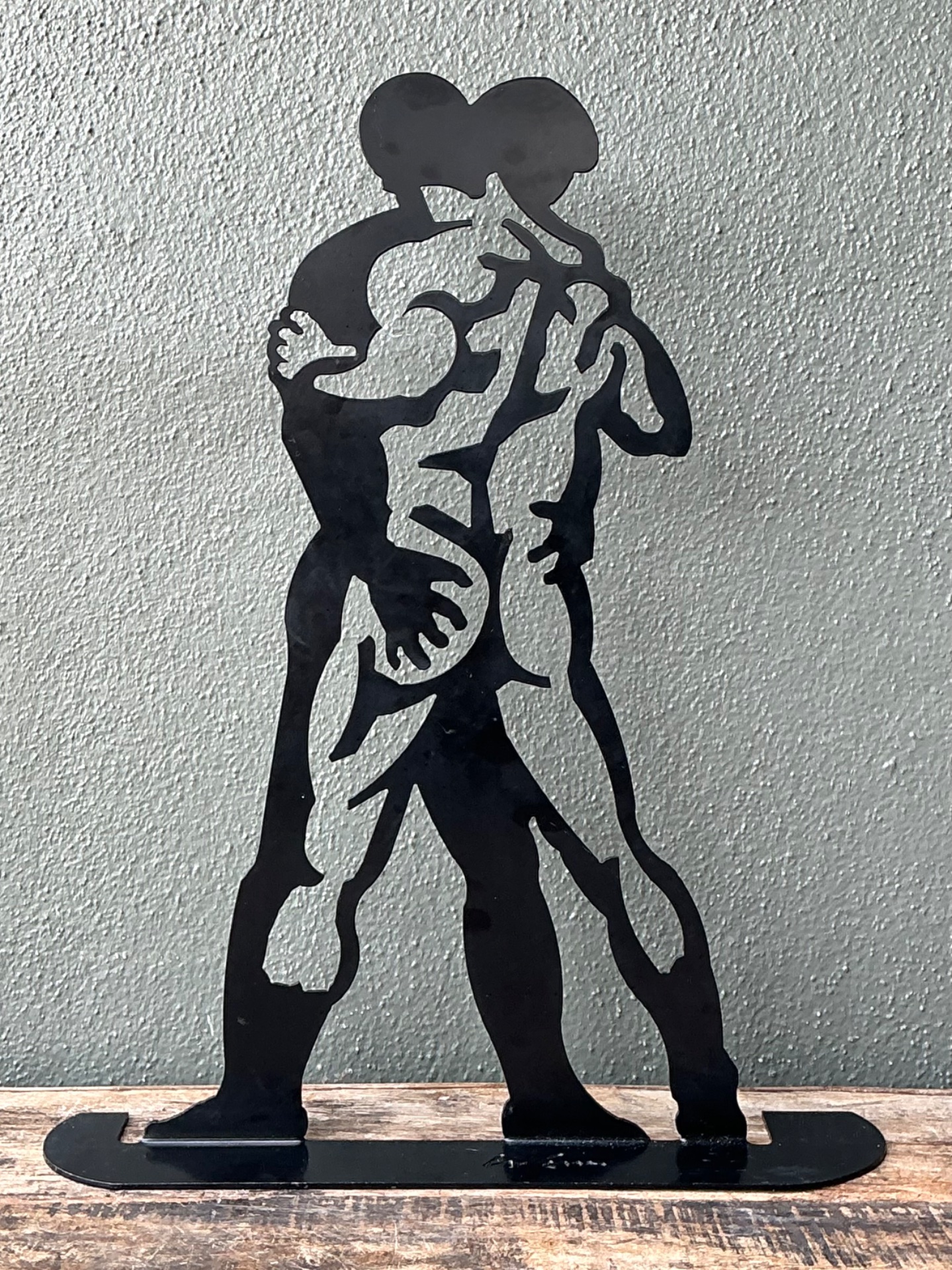 Vintage Metal Silhouette Sculpture - Detail view