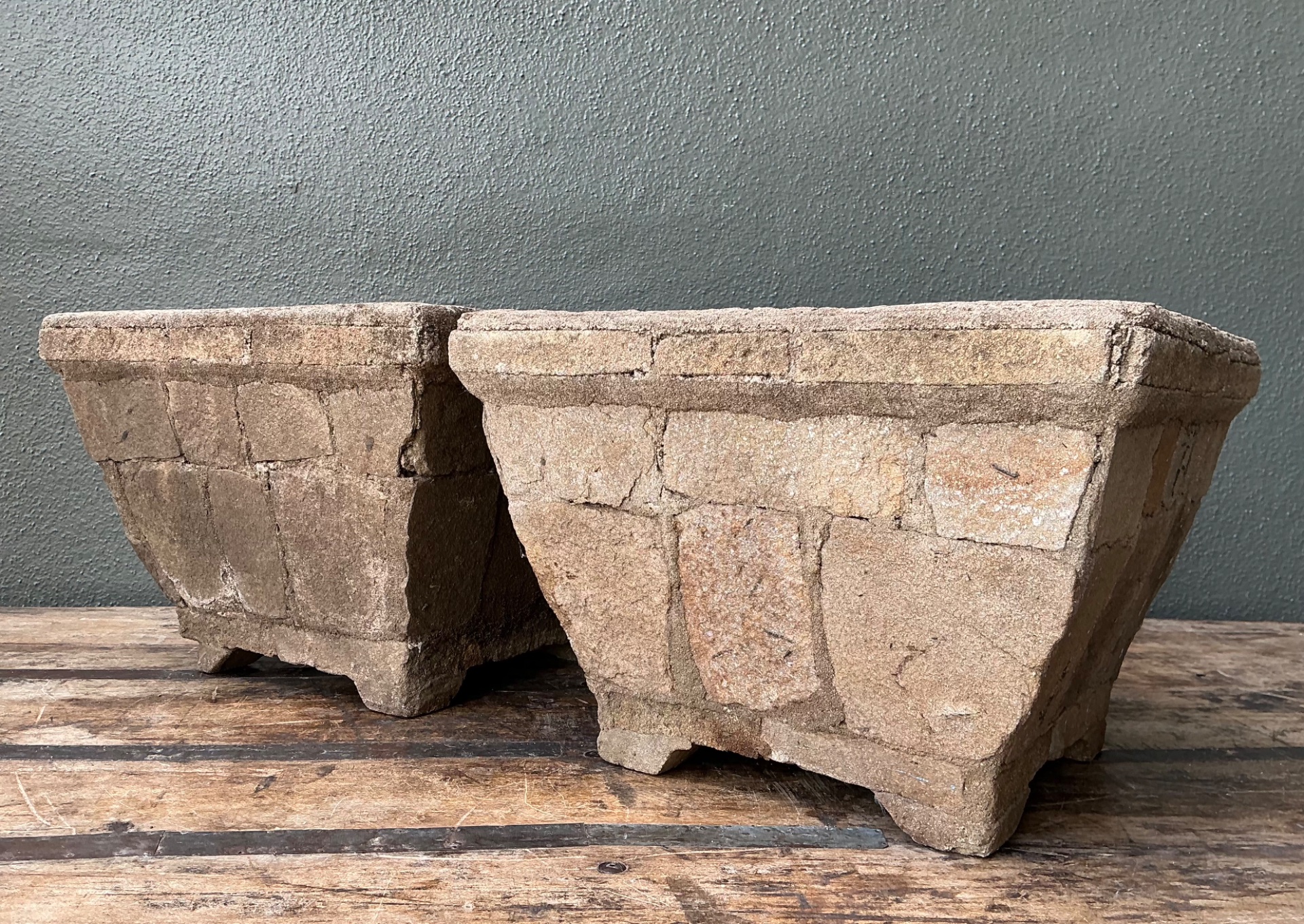 Vintage Stone Outdoor Planters - Set of 2 - Detail view
