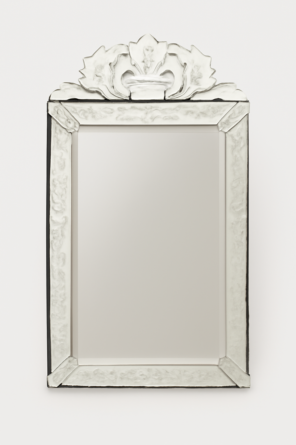 Vintage Etched Venetian Mirror - Detail view