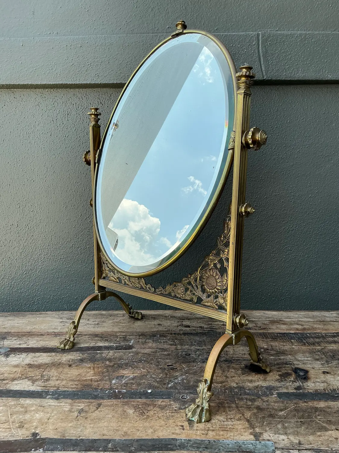 Vintage 19th Century Convent Reliquary Mirror - Detail view