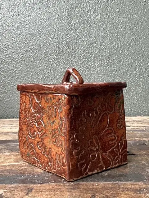 Vintage Aboriginal Studio Pottery Lidded Floral Box - Top view