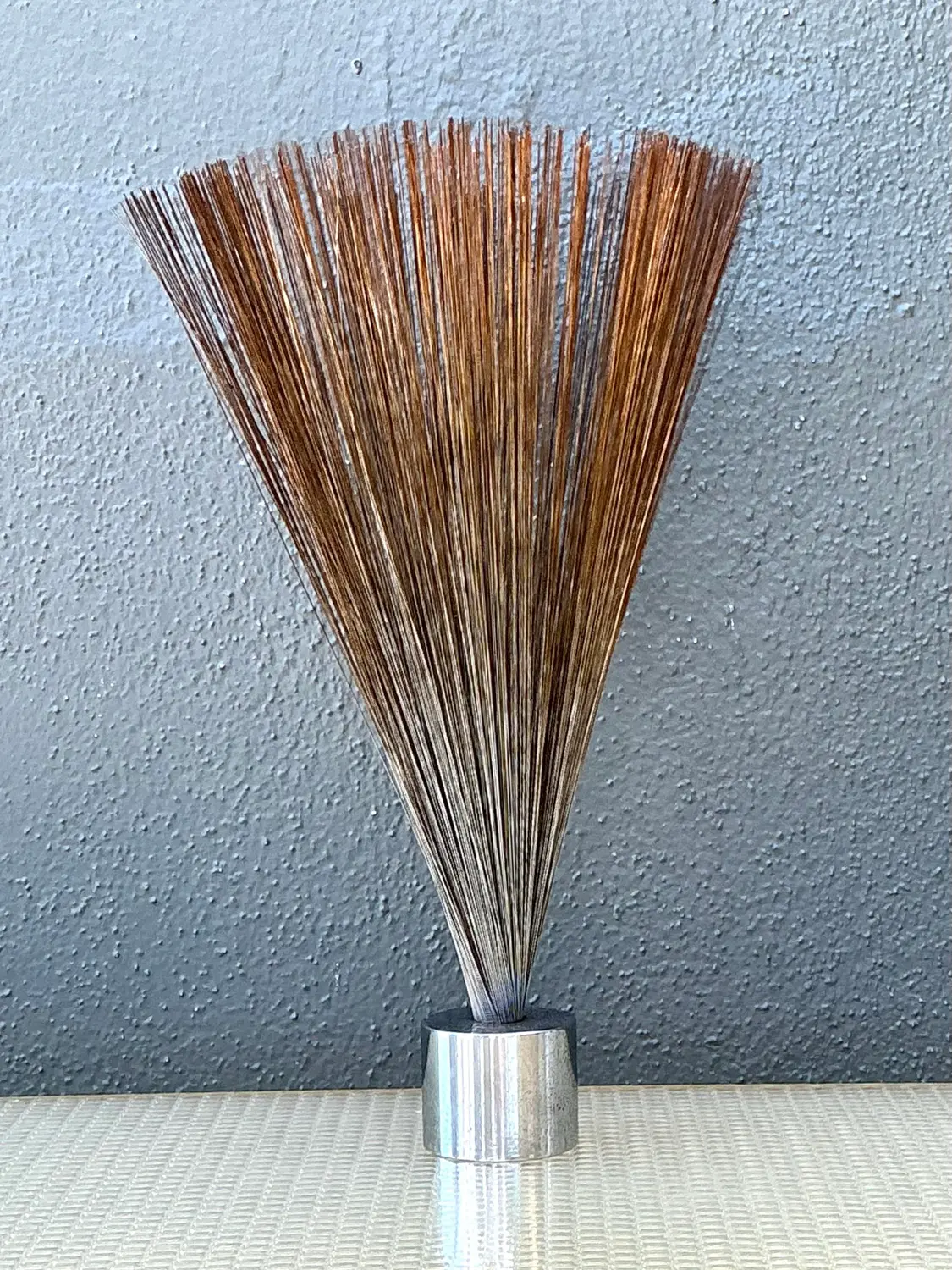 Vintage Abstract Wire Spray Kinetic Sculpture - Back view
