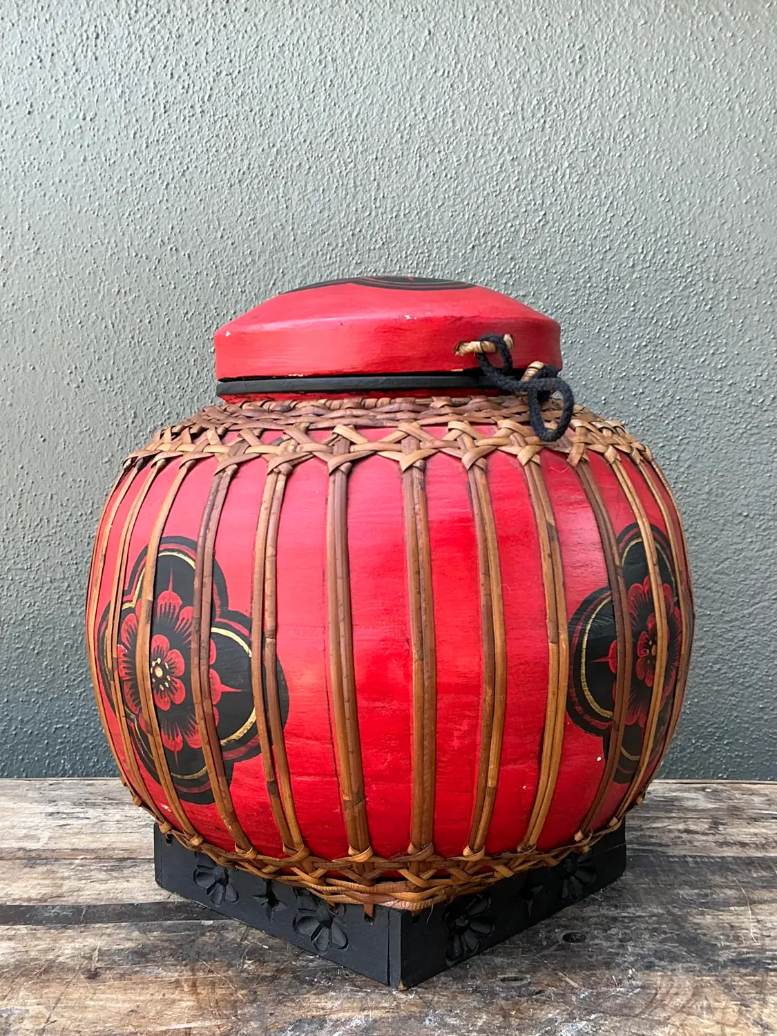 Vintage Asian Rattan Wrapped Lidded Basket - Detail view