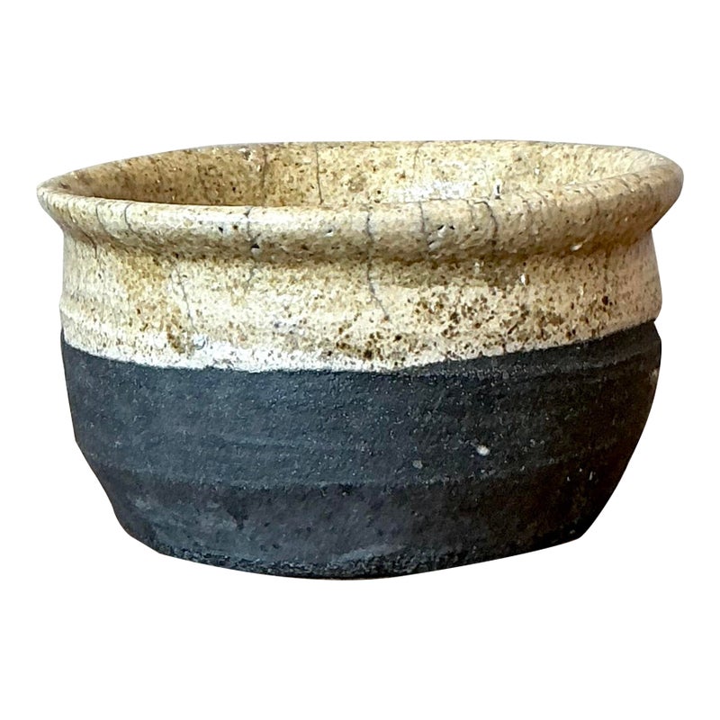 Vintage Boho Studio Pottery Bowl - Stoneware, 6W x 3.2H - Detail view
