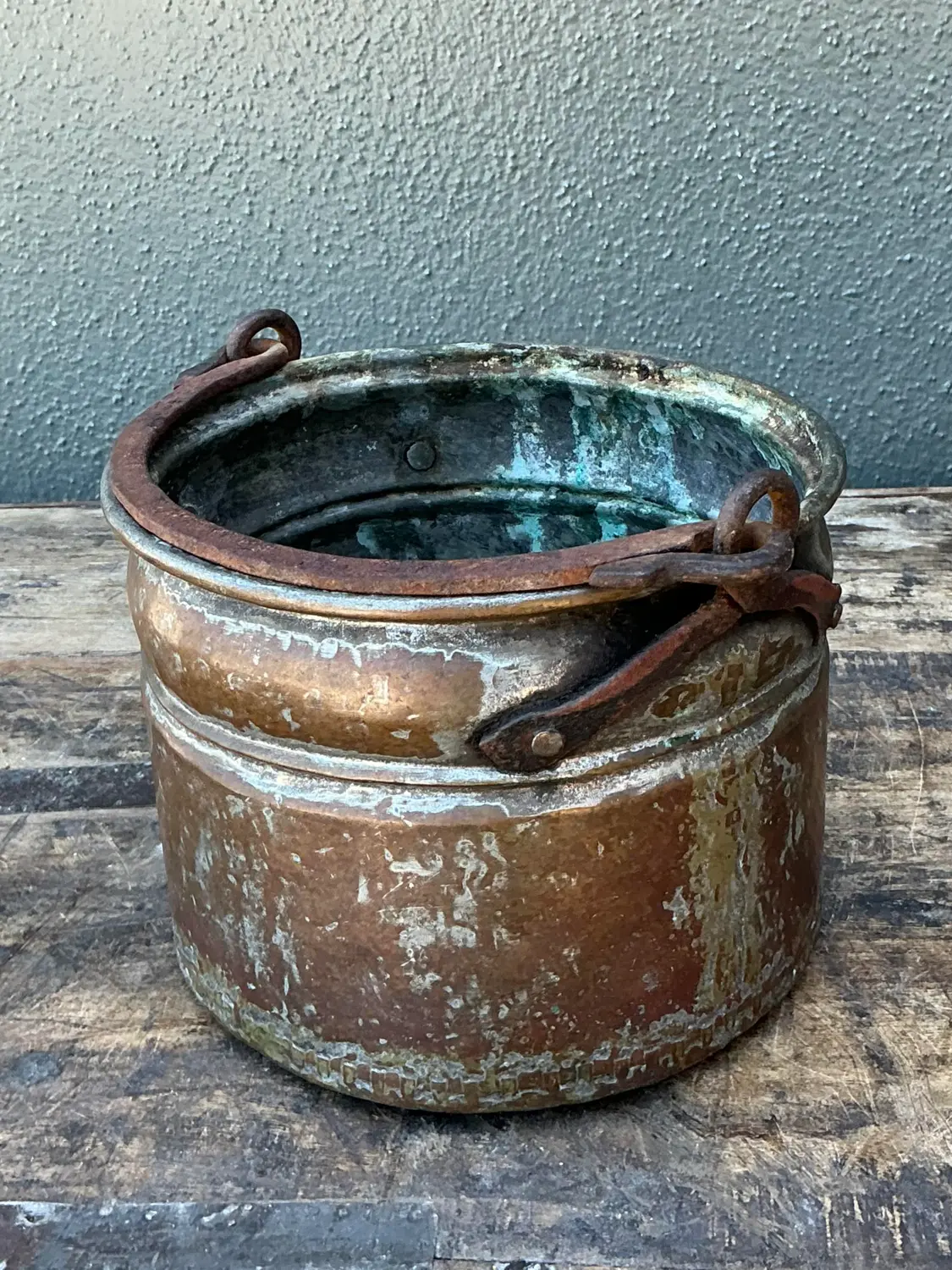 Vintage Hand Hammered Copper Bowl - Detail view