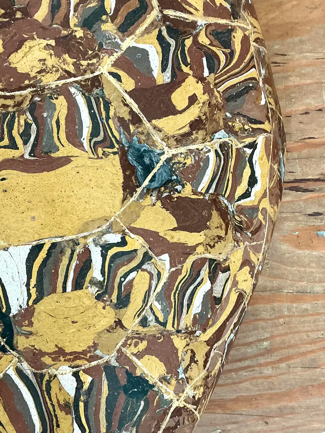 Vintage Italian Scagliola Gilt Tipped Pigmented Plaster Turtle Shell - Side view