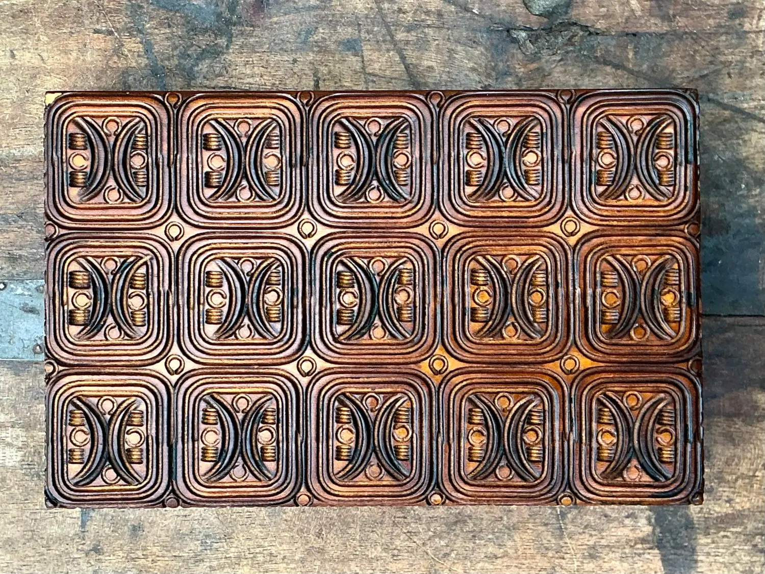 Vintage MCM Brutalist Lidded Box - Back view