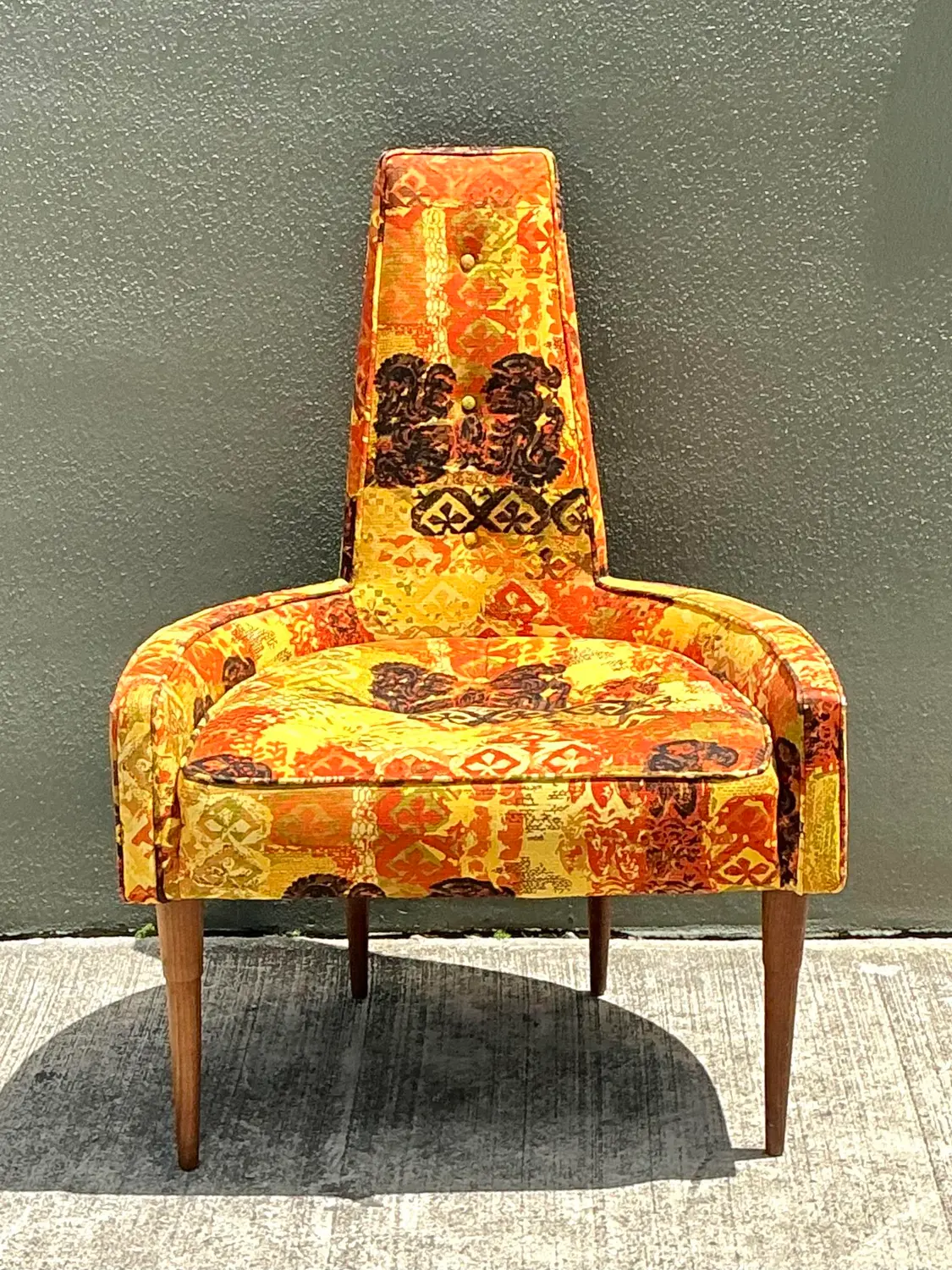 Vintage MCM High Back Lounge Chair - Detail view