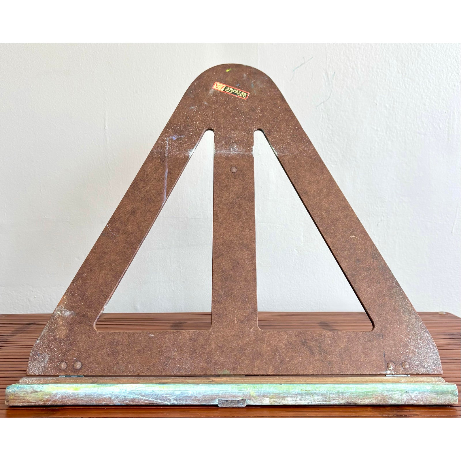 Vintage Mid-Century Modern Wolsey Masonite Table Top Easel - Back view