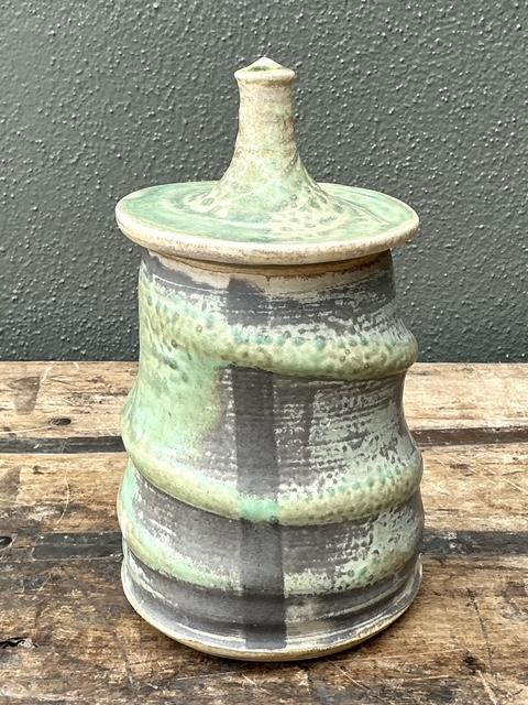 Vintage Original Studio Pottery Lidded Jar - Detail view