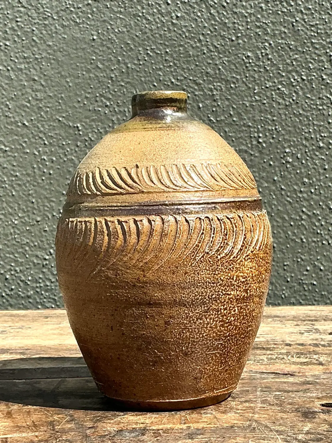 Vintage Original Studio Pottery Ribbed Vase - Pottery, 4W x 6.25H - Detail view