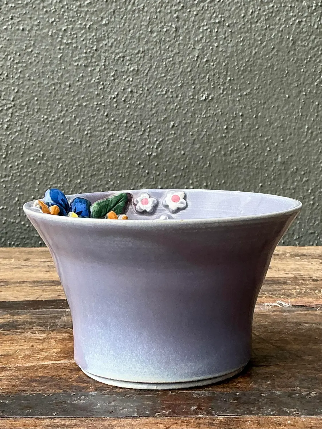 Vintage Original Studio Pottery Triple Flower Bowl - Detail view